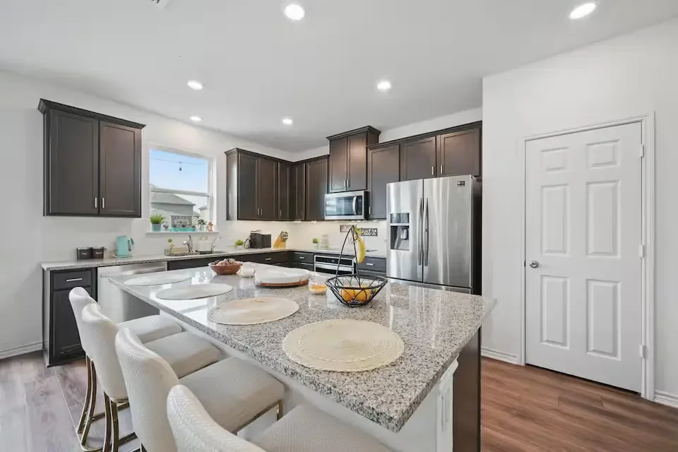 prosper-executive-estate-home-19.webp