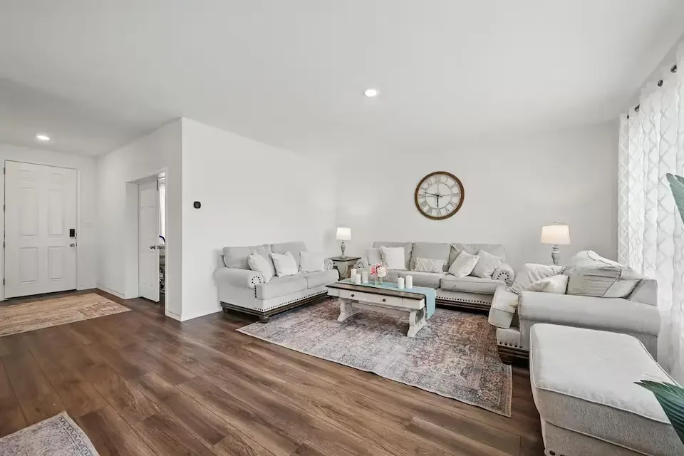 prosper-executive-estate-home-13.webp