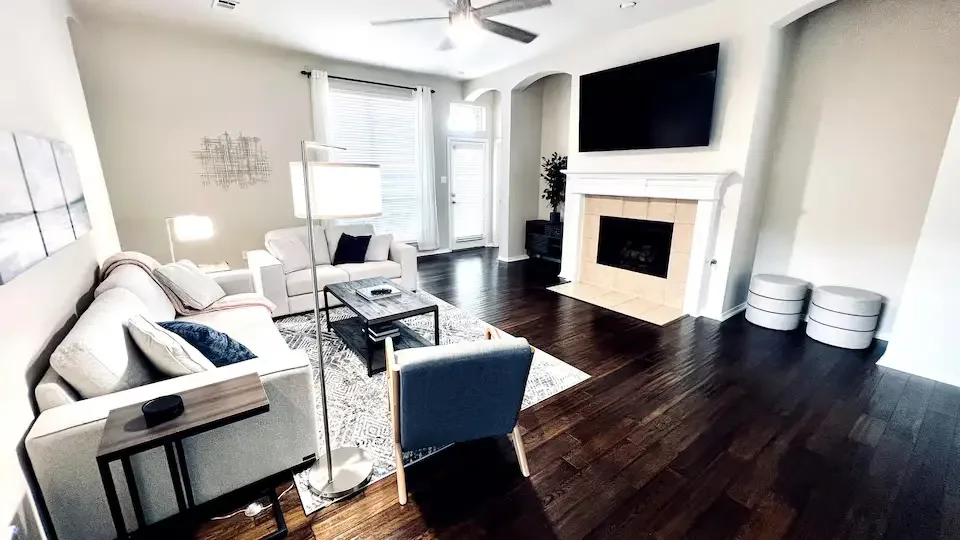 FRISCO UNIT 8
