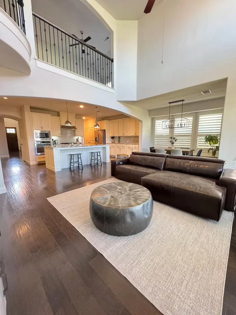 prosper-custom-luxury-home-25.webp