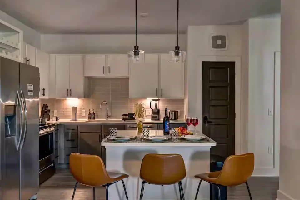 frisco-furnished-apartment-4.webp
