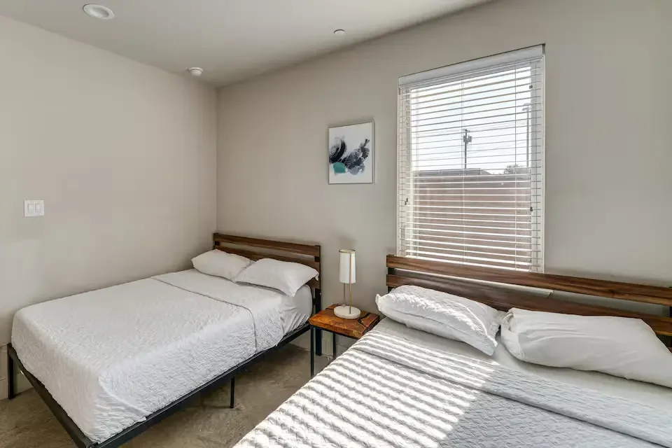 dallas-downtown-monthly-rental-3.webp