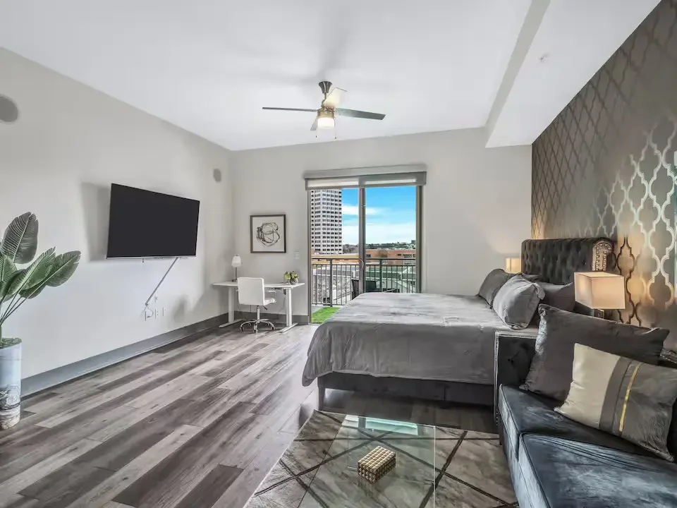 dallas-downtown-apartment-20.webp