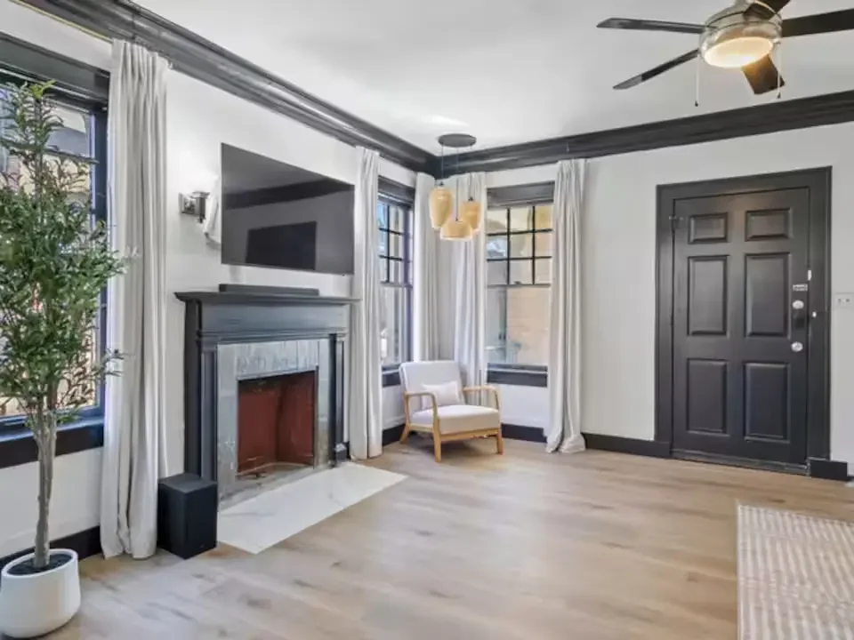 dallas-downtown-short-term-rental-7.webp