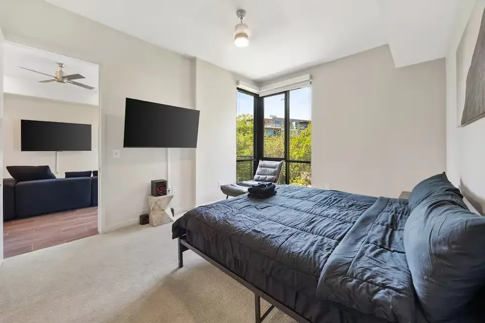dallas-downtown-furnished-apartment-3.webp