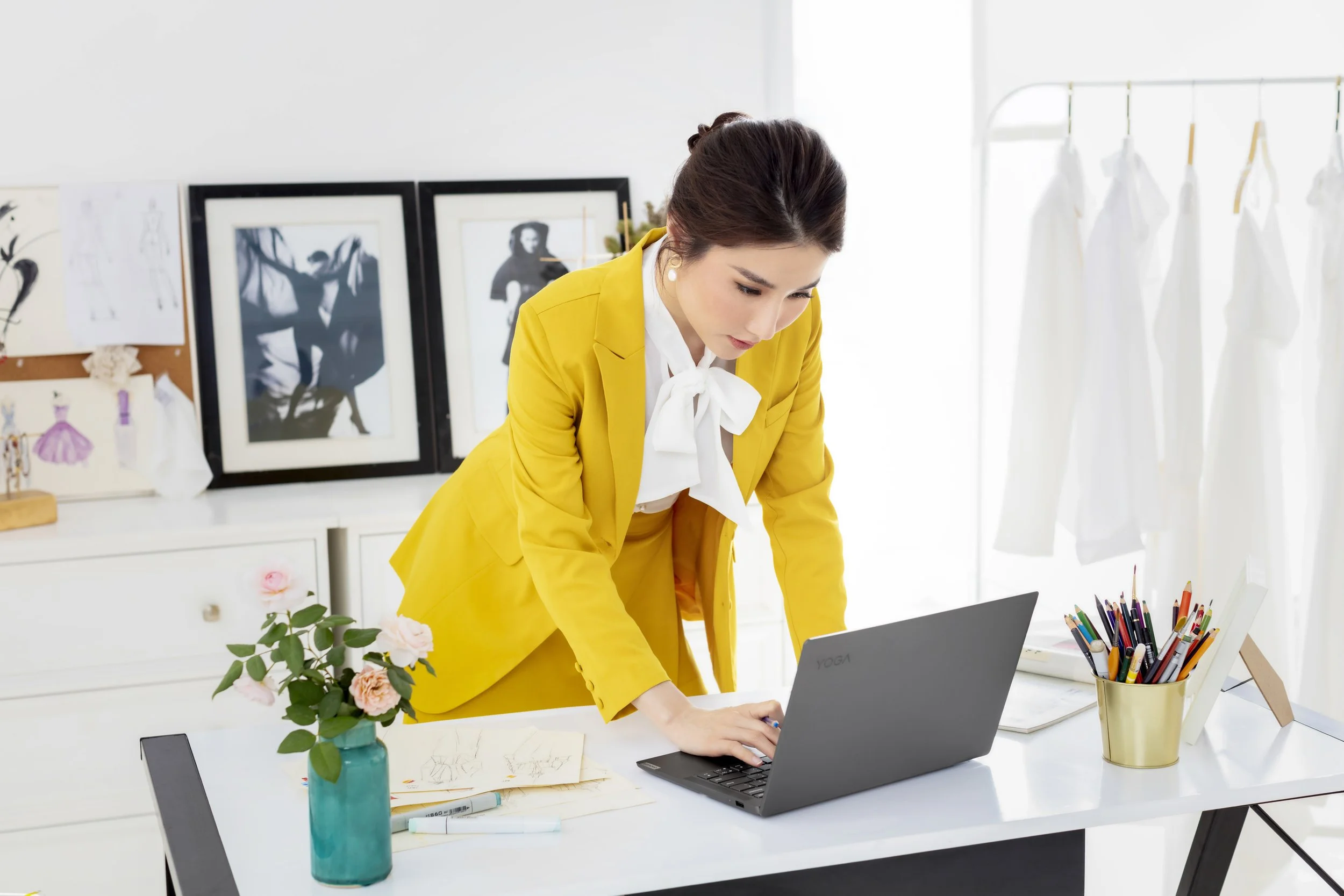 27.11 Photoshoot0814_1-1-1.JPG