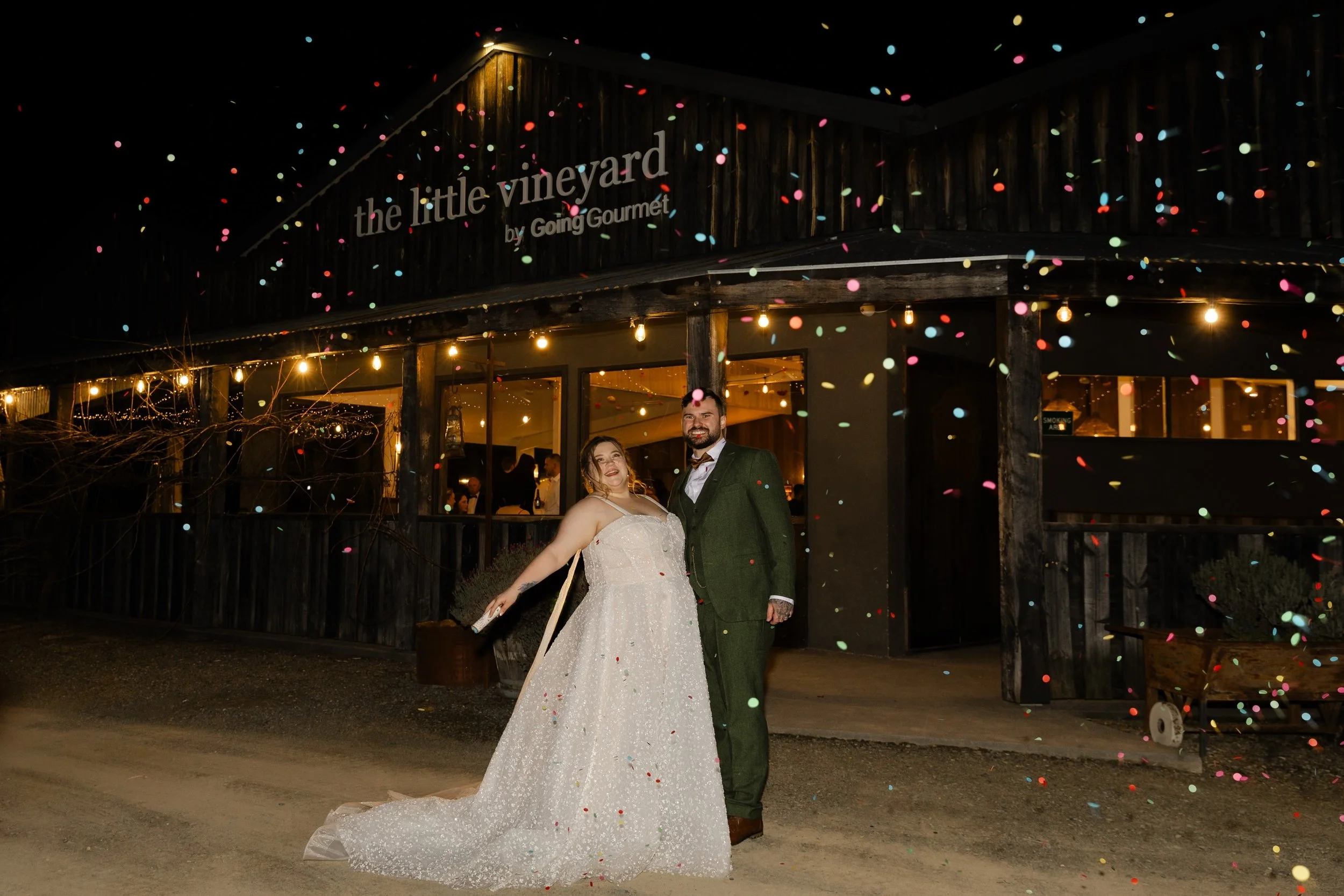 One wedding. Three little ones. Countless moments that couldn&rsquo;t be planned 🪽
-
When you picture a winery wedding, you probably would imagine uninterrupted portraits and a perfectly timed sunset.
This wedding was different.
-
There were toddler