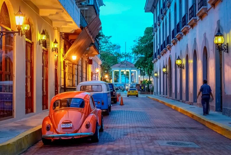 viajes-a-panama--casco-antiguo-panama-ciudad.jpeg