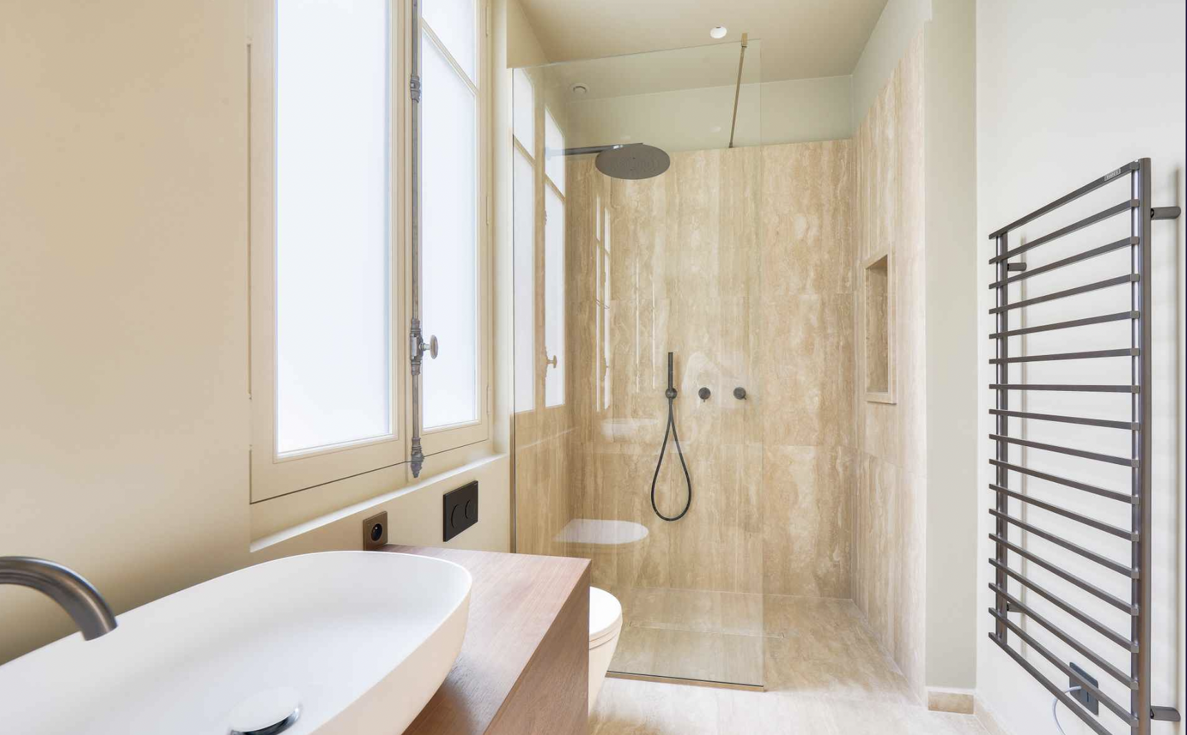pacaso, paris, bathroom