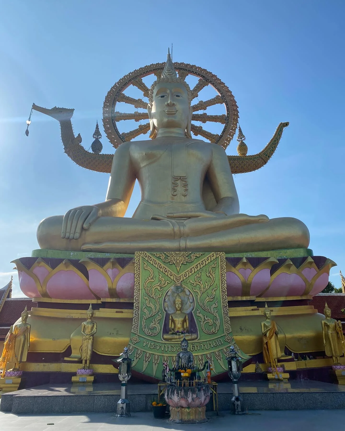 The Big Buddha temple in Bo Phut 🙏. #thailand #kohsamui #buddhatemple🏯 #buddha #family