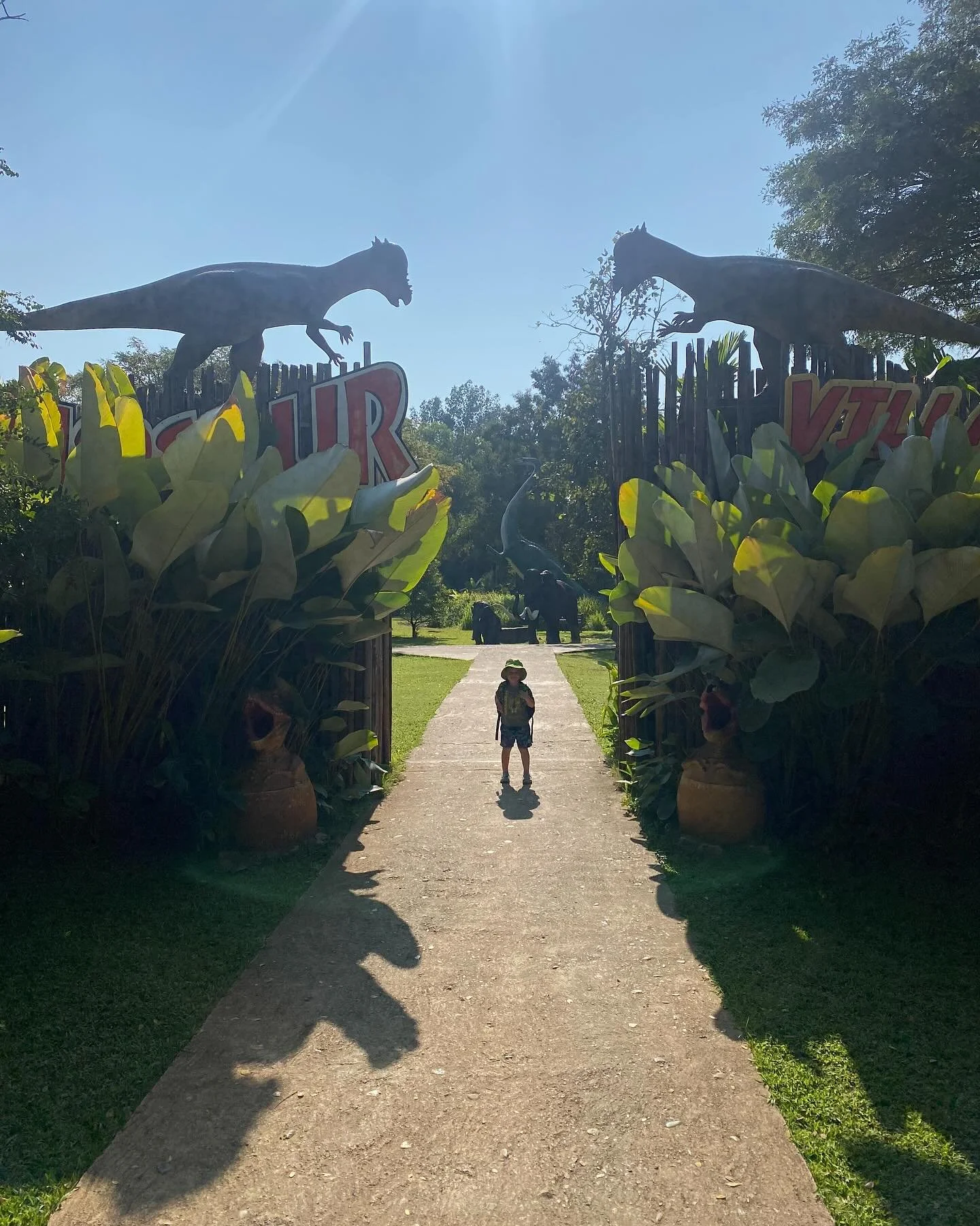 Hidden Village, Chiang Mai.  Dinosaurs 🦖, playgrounds, rides and food 👌. #thailand #chiangmai #dinosaur #family #freedom
