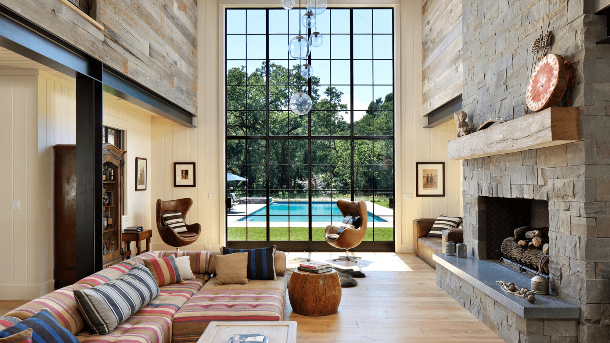 Home Slide-09.jpg