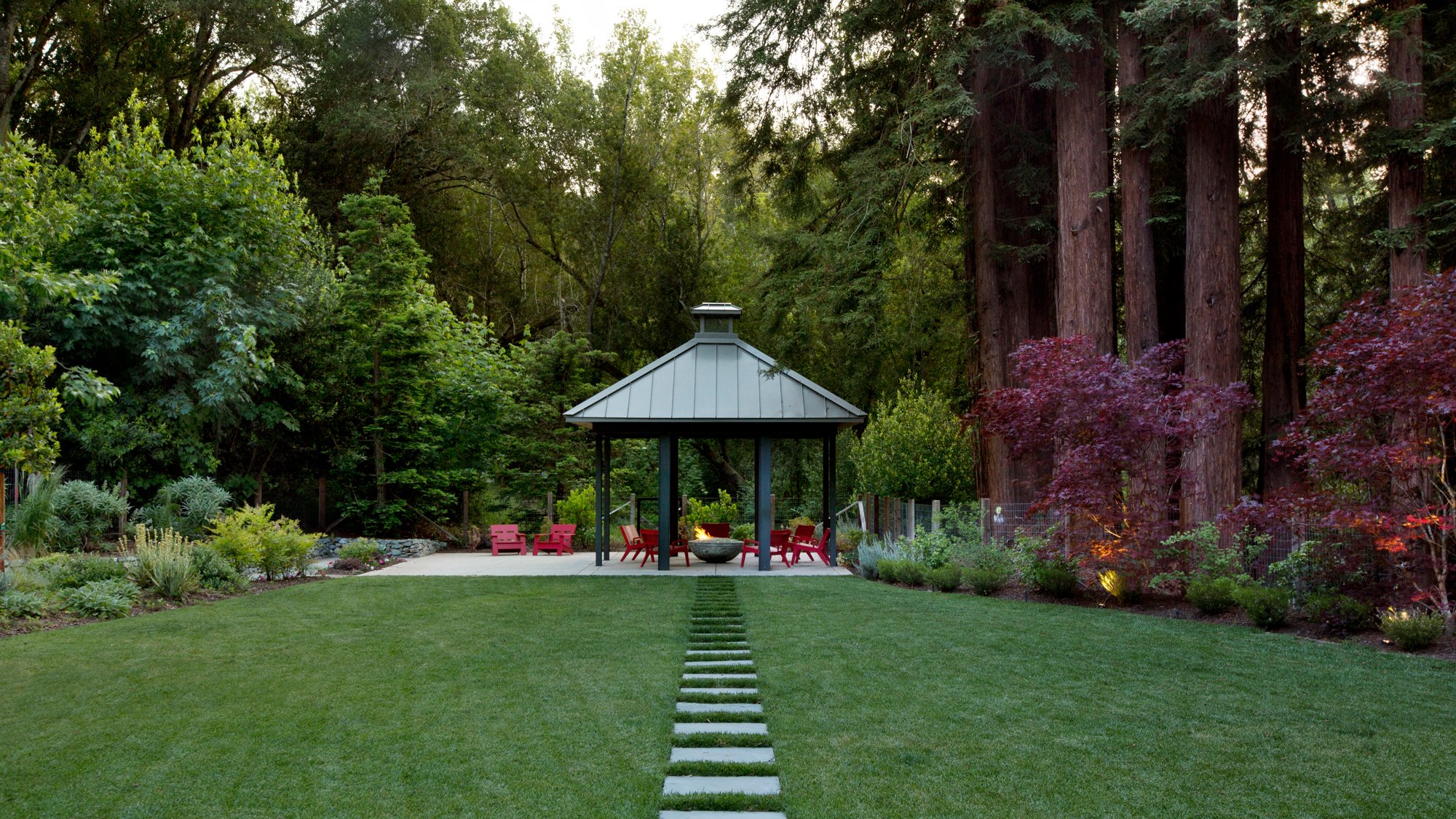 Home Slide-05.jpg