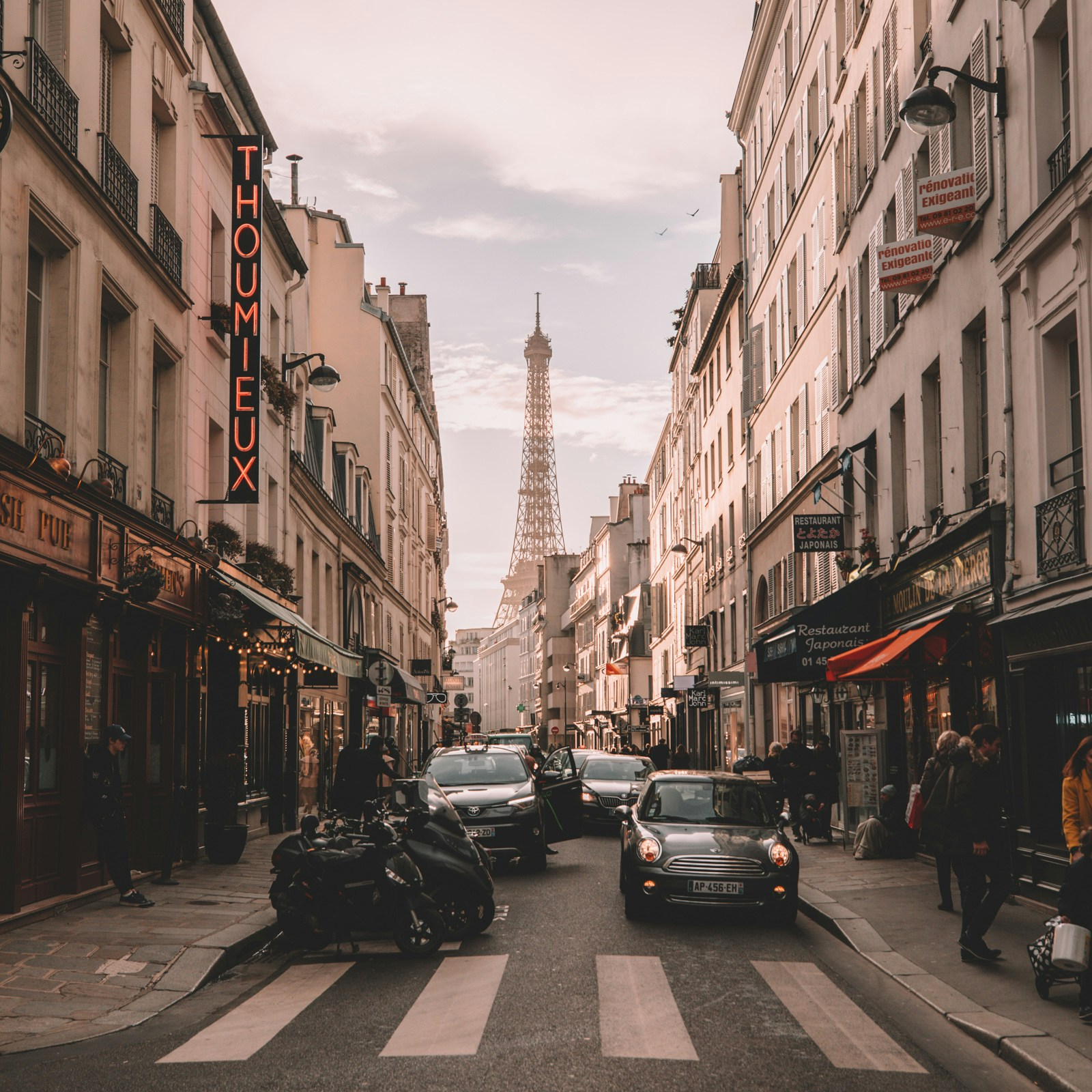 Paris: Between Fantasy and Reality