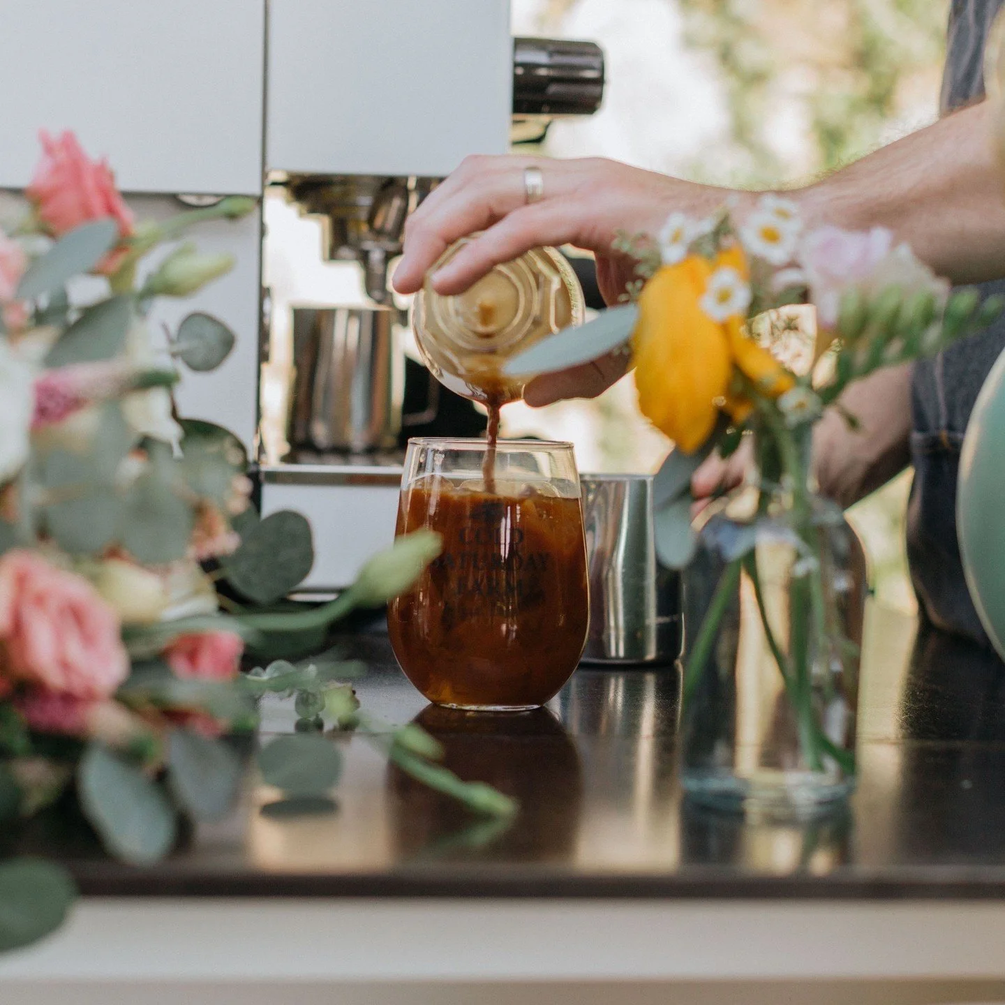 Newly engaged? Start getting info from those vendors you've been eyeing up! ☕️⁠
Our schedule is filling up fast and we'd love to be part of your day! ⁠
⁠
⁠
⁠
VENUE @coldsaturdayfarm⁠
PLANNING @fancyfarmfling⁠
COFFEE CART @thegoodgoodcoffeecart⁠
FLORI
