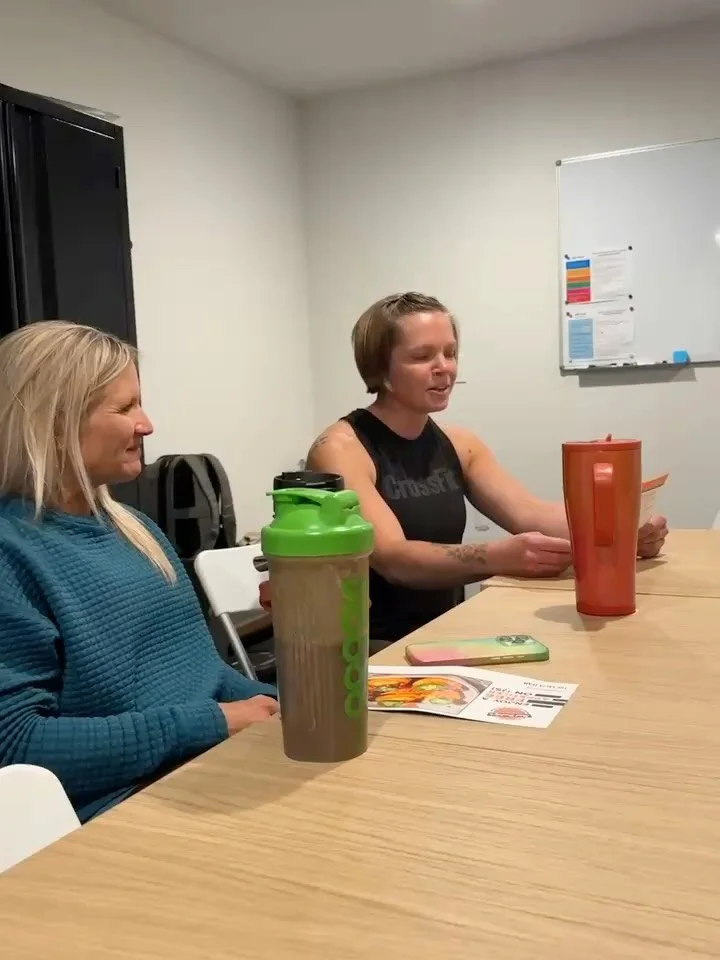 Without a doubt our most favorite peer review performed at DeNovo EVER. Coach @lizhysen.eats decided to &ldquo;review&rdquo; @jorineap on Presence &amp; Attitude for her final class last Wednesday (which 29 athletes showed up to).

We shed lots of te