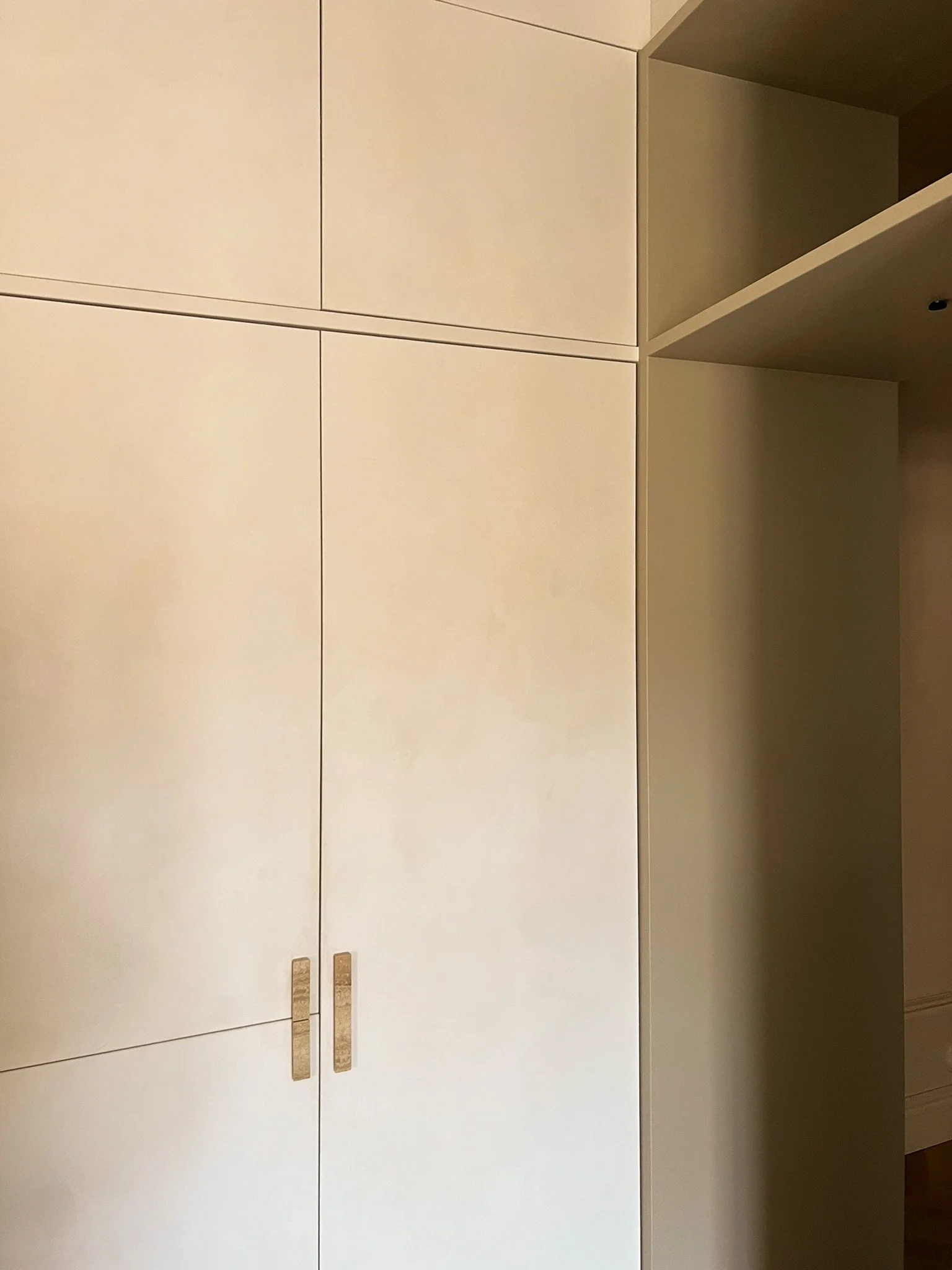 Max Wolstencroft apartment in stockholm