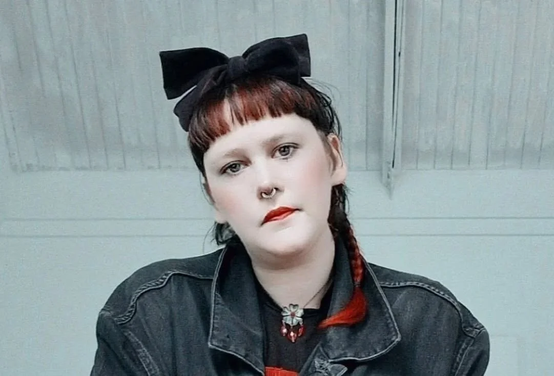 &quot;N&auml;r allt annat faller &mdash; v&auml;nner, rutiner, sj&auml;lvkontroll &mdash; d&aring; finns alltid skapandet.&quot;
&ndash; Lisette Knutsen (@lisette.art )

I en vardag kantad av k&auml;nslostormar, kreativitet och sj&auml;lvreflektion h