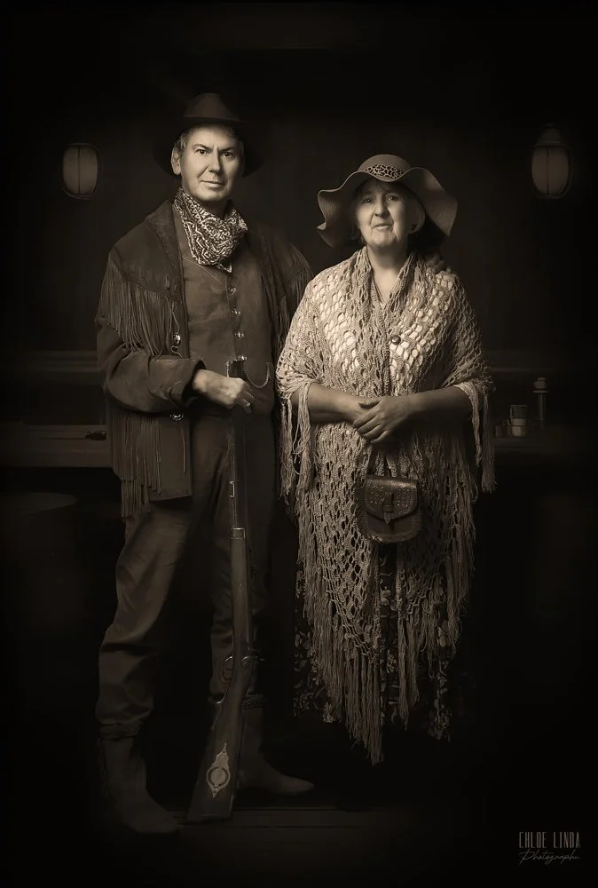 portraitcouple_western_studiolinda.jpg