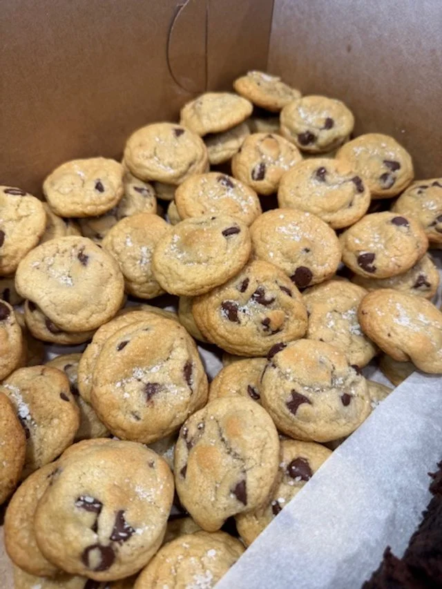 Last Minute Holiday Menu: Chocolate Chip Cookies