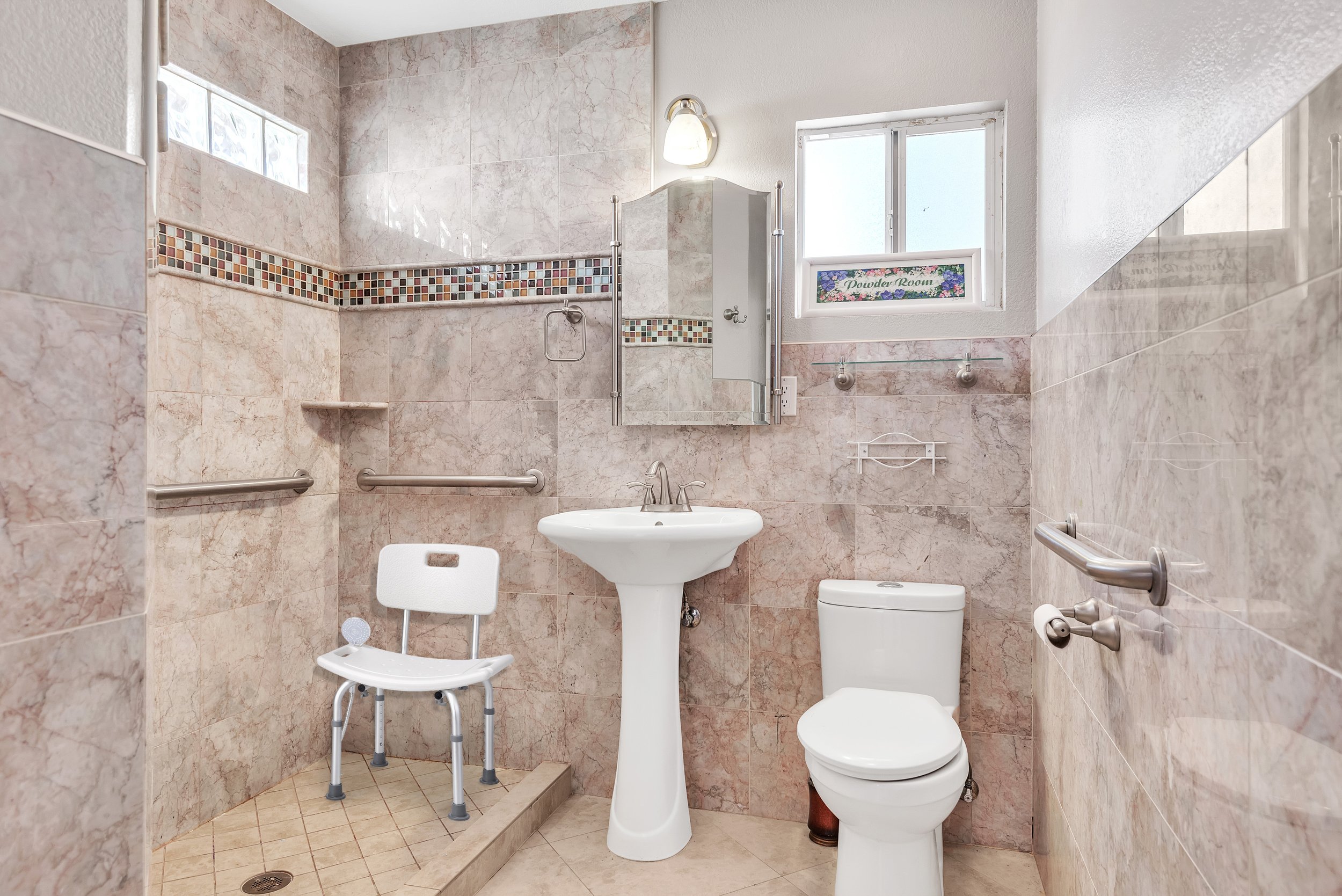 Bathroom 1 - handicap.jpg