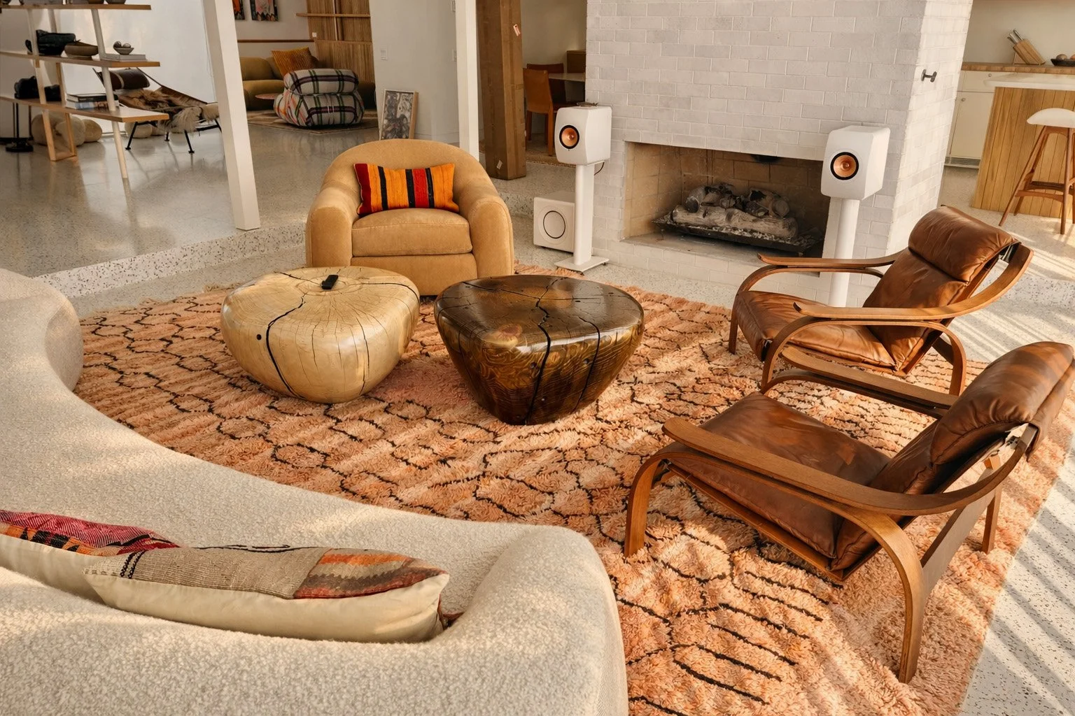 Mid-century modern living room design.jpg