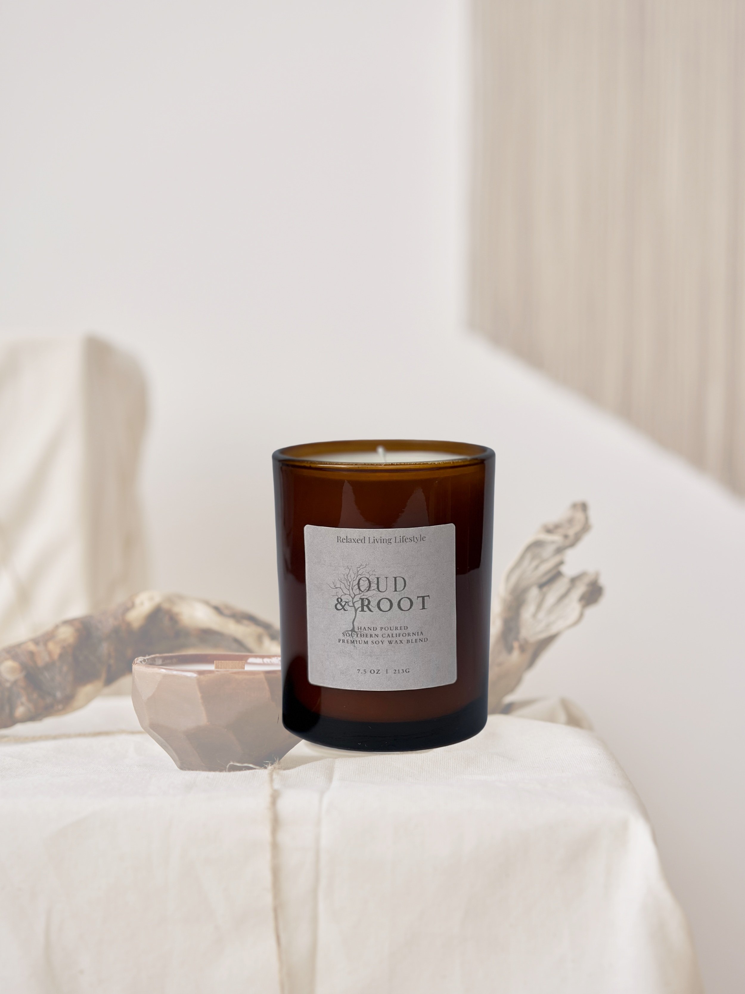 Oud & Root Candle | 7.5 oz