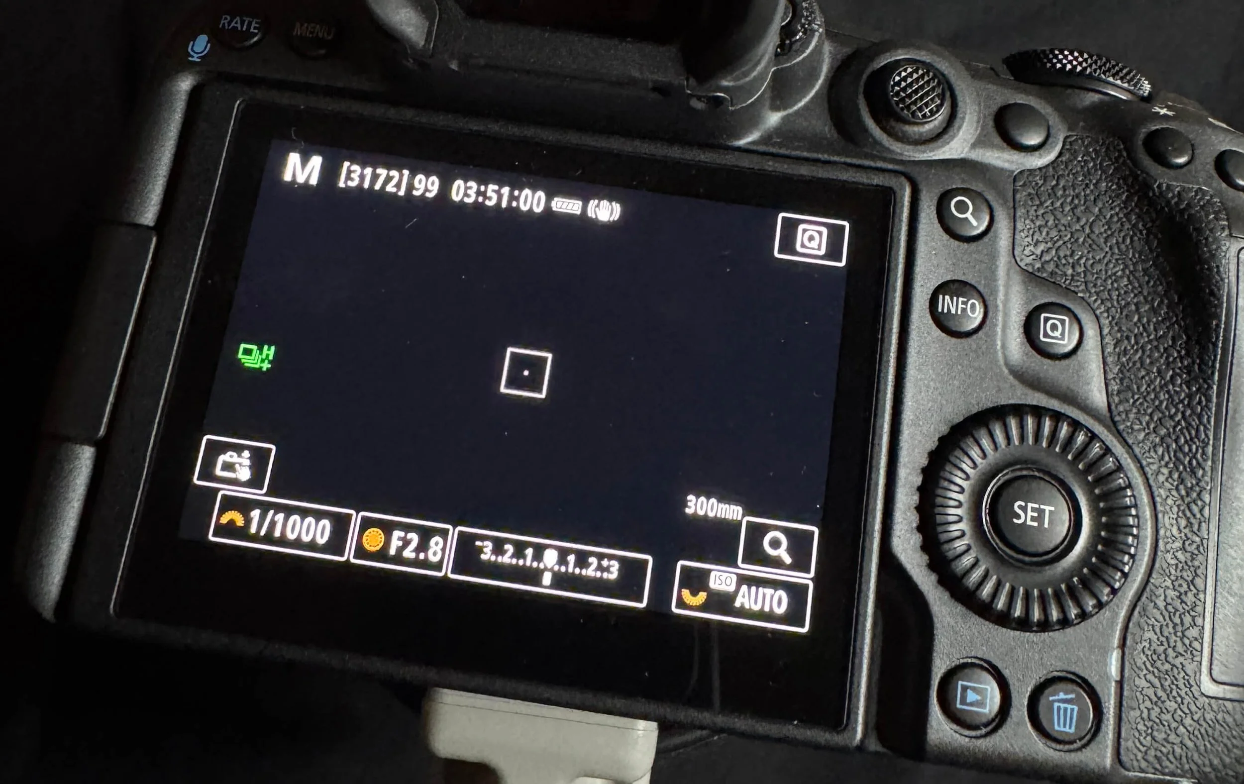 Camera settings display for night sports photography