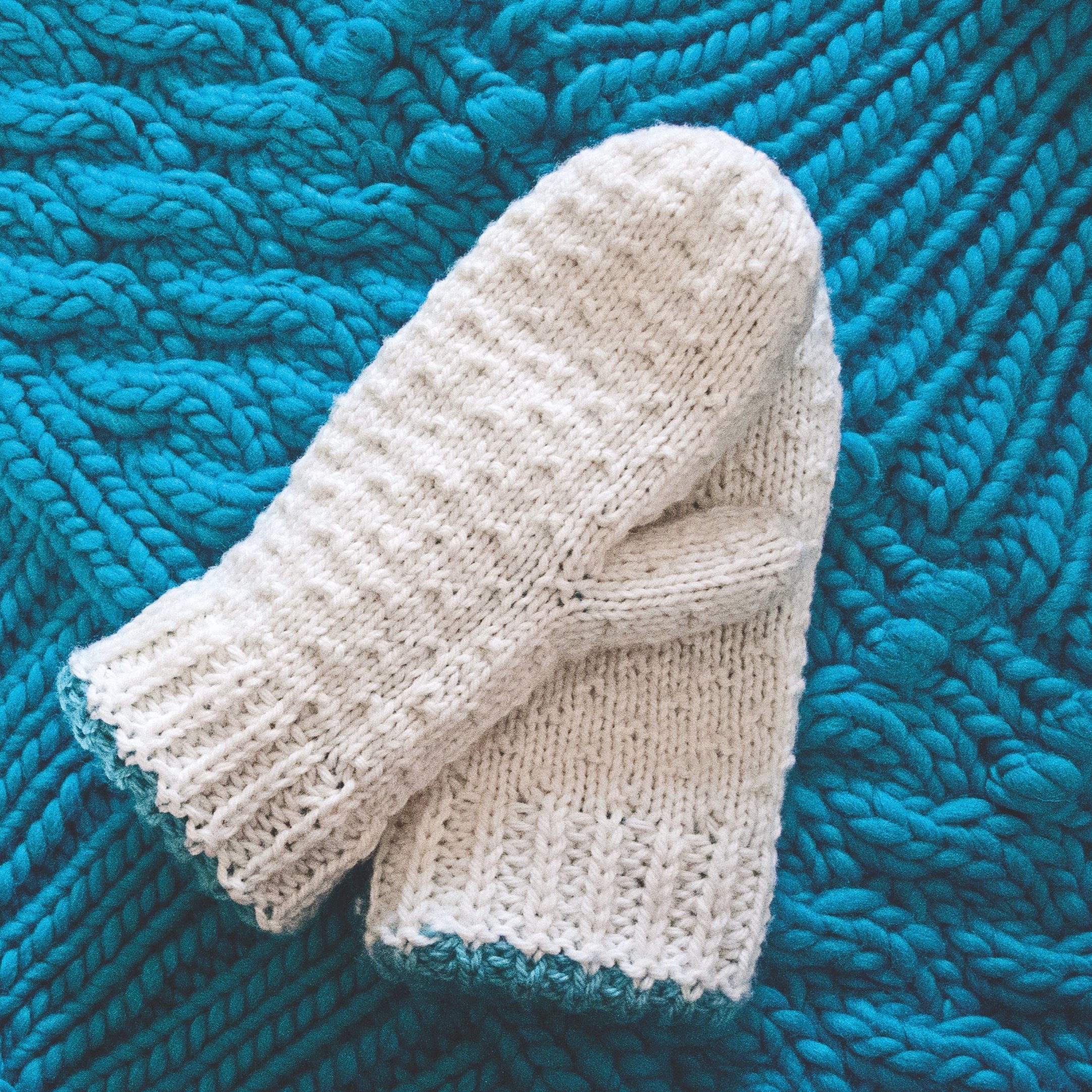 snowflake+mitten+call+out.jpg