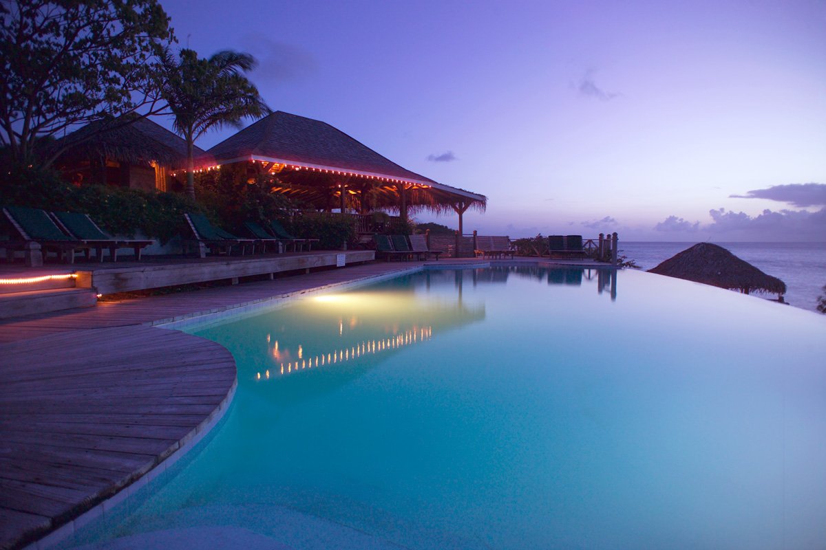 Infinity pool at Coco Bay Antigua
