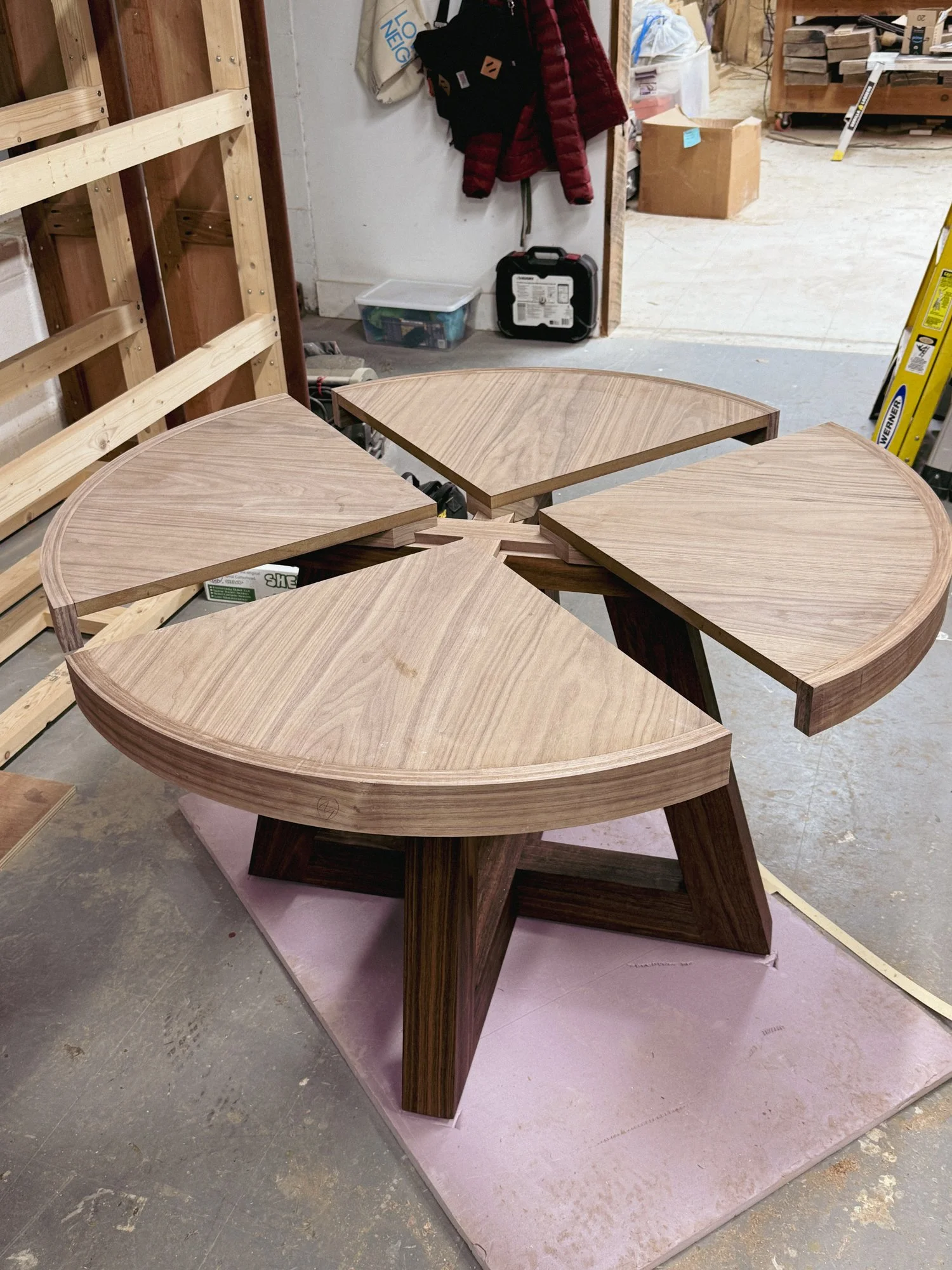 WALNUT-EXPANDING-DINING-TABLE-PROCESS-23.jpg