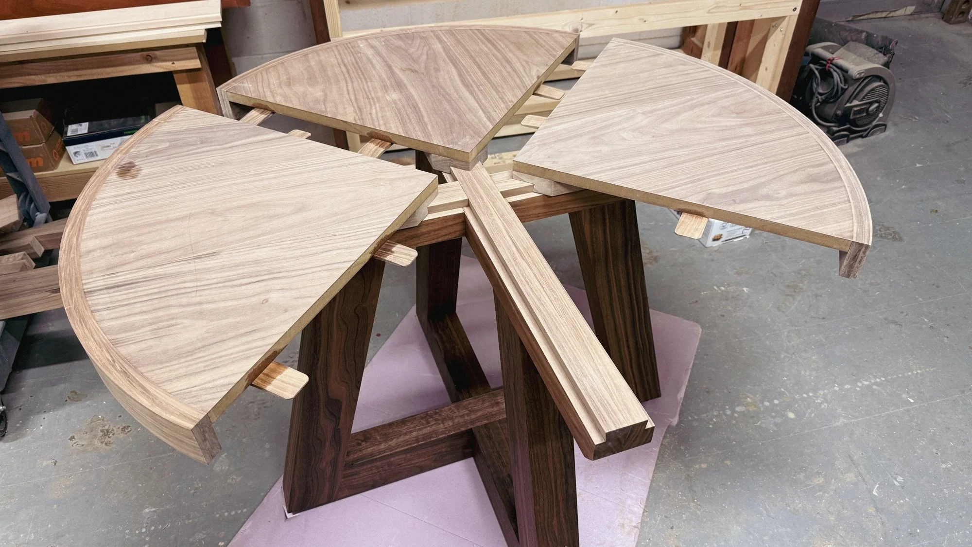 WALNUT-EXPANDING-DINING-TABLE-PROCESS-21.jpg