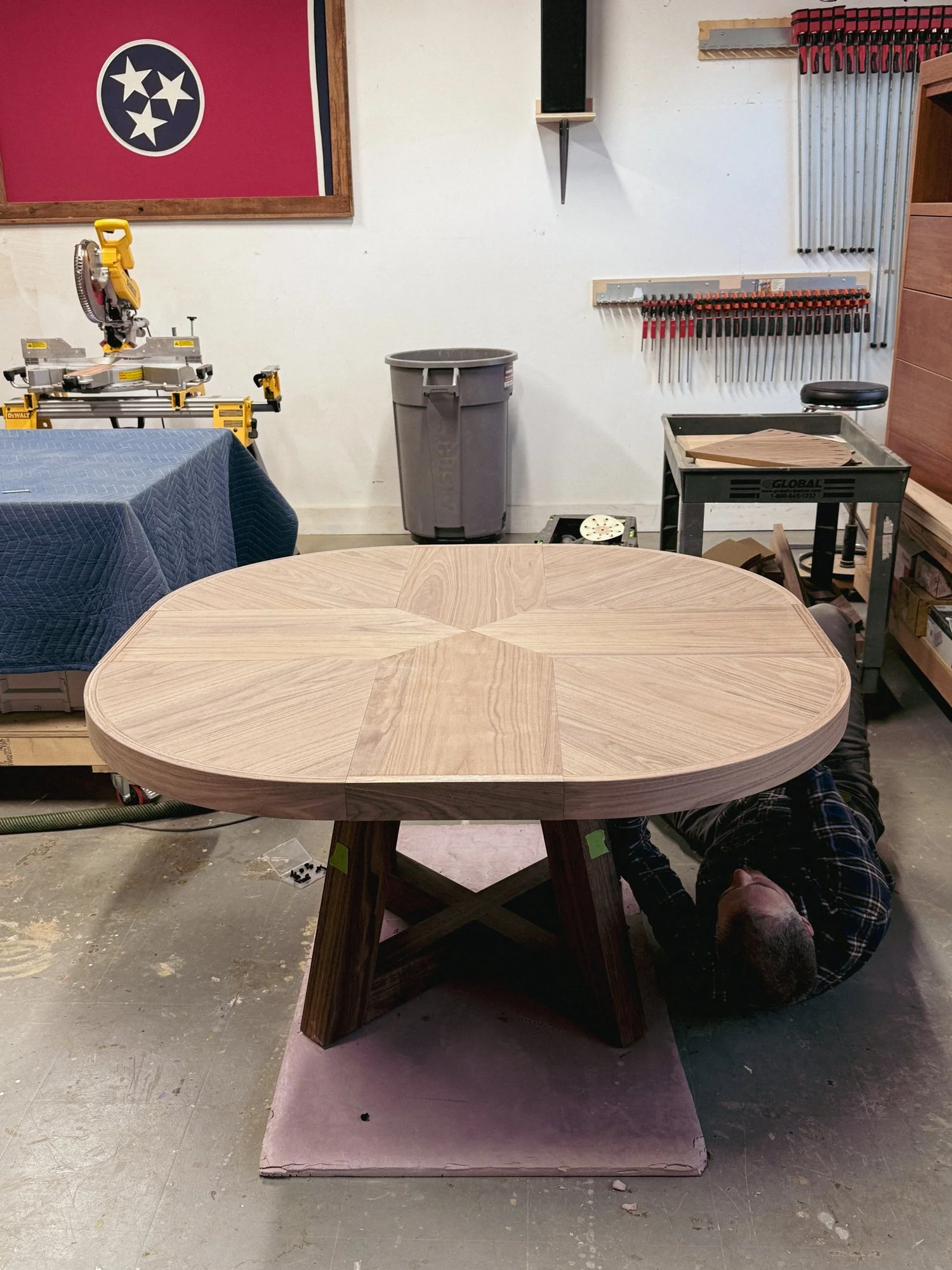 WALNUT-EXPANDING-DINING-TABLE-PROCESS-31.jpg