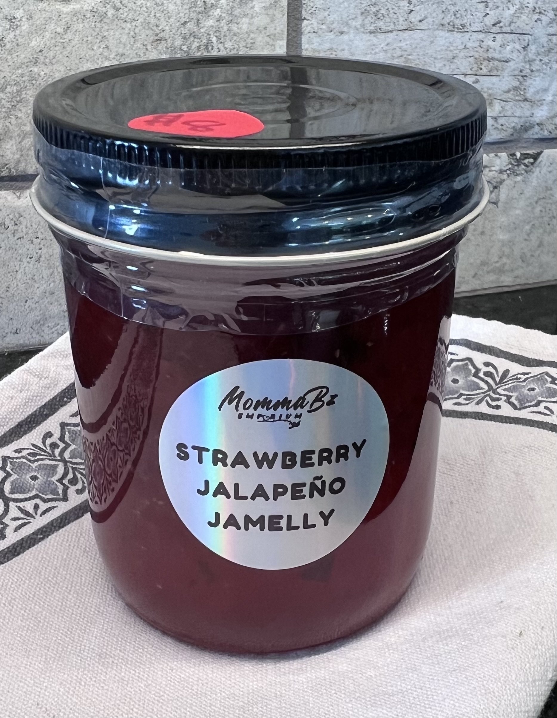 STRAWBERRY JALAPEÑO JAMELLY 8 OZ