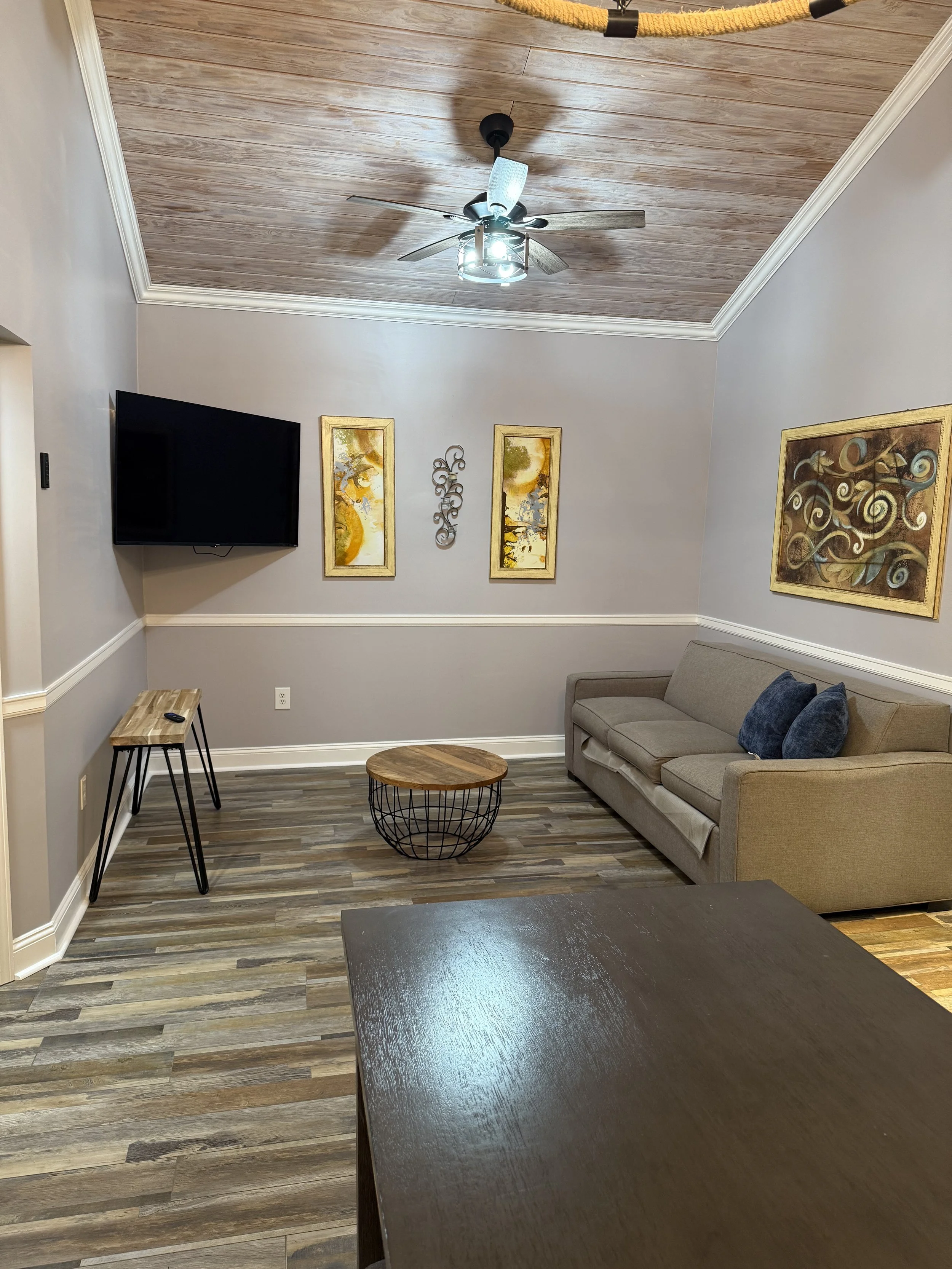 Groom Apartment
