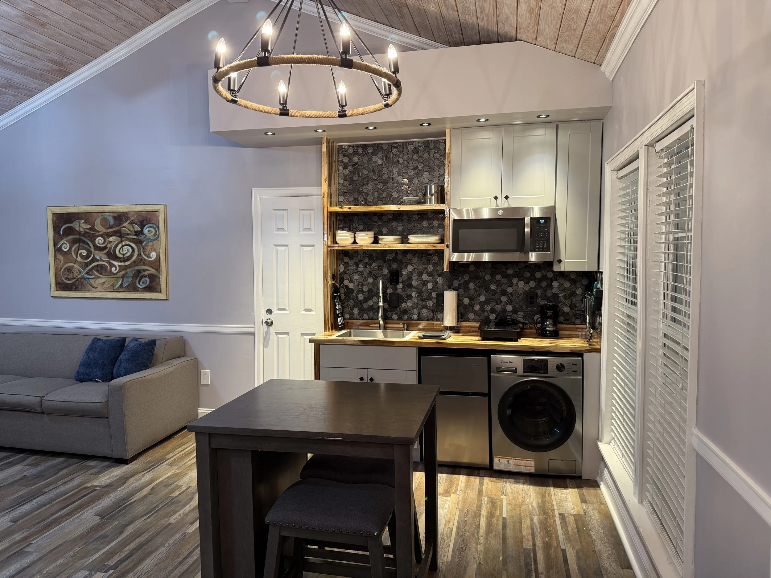 Groom Apartment