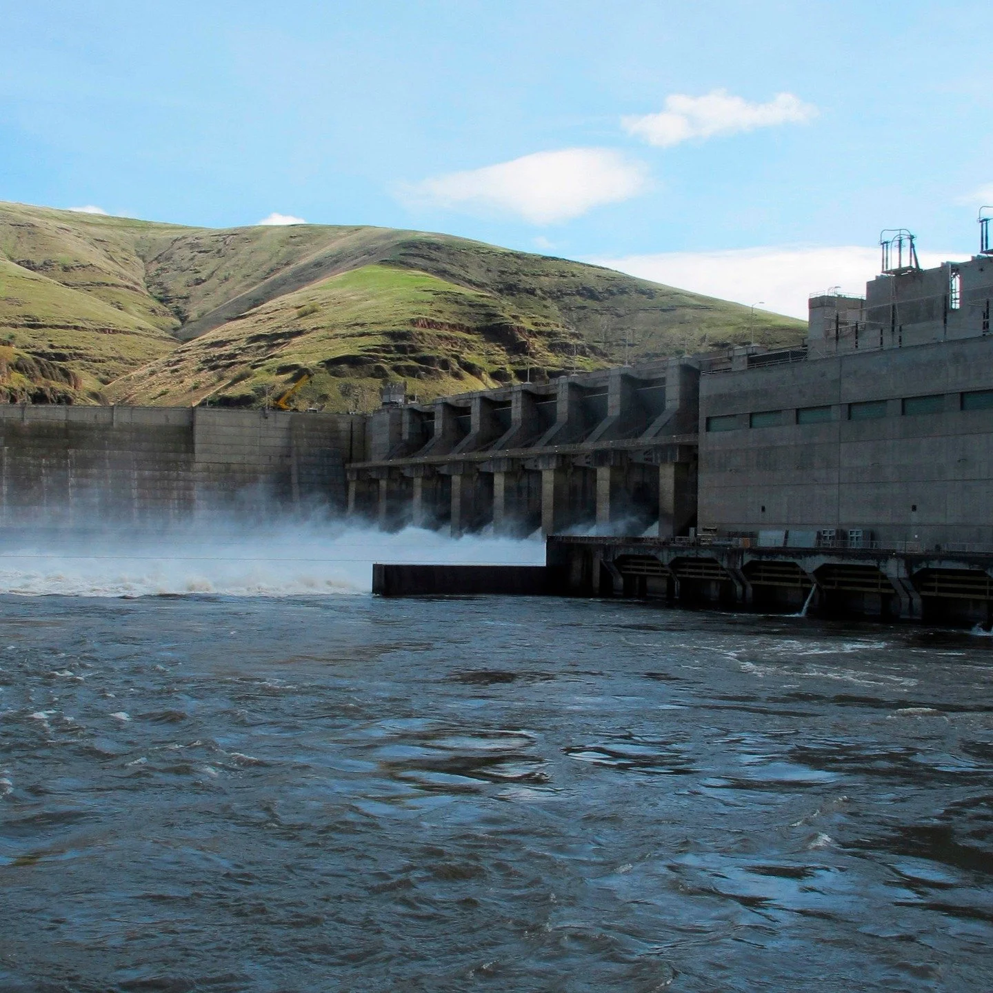 A federal judge has ordered targeted changes to hydropower operations on the Columbia and Snake rivers, finding that current plans would harm salmon runs described as &ldquo;disappearing from the landscape.&rdquo; The ruling reopens long-running liti
