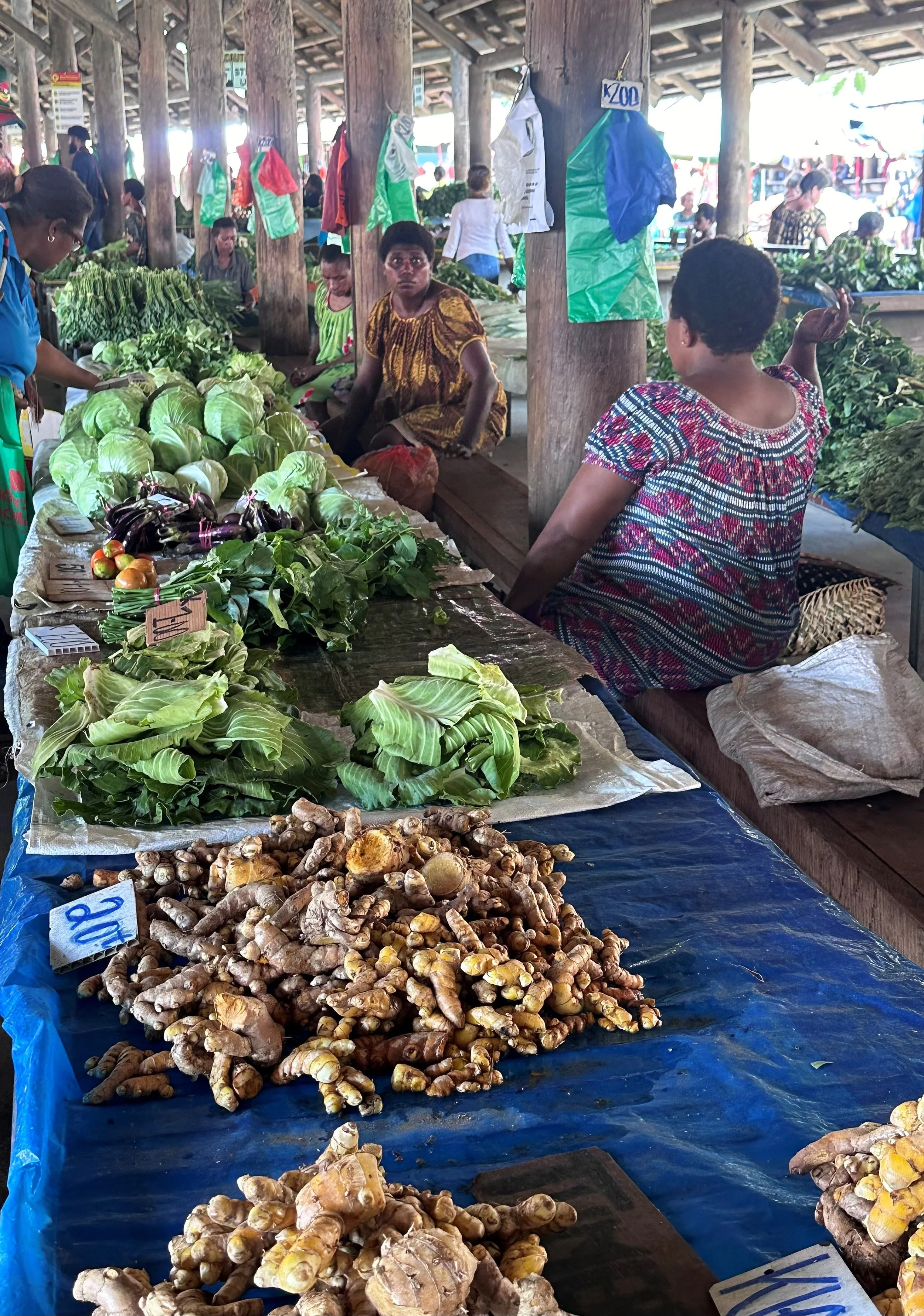 Kokopo Market p2.jpg