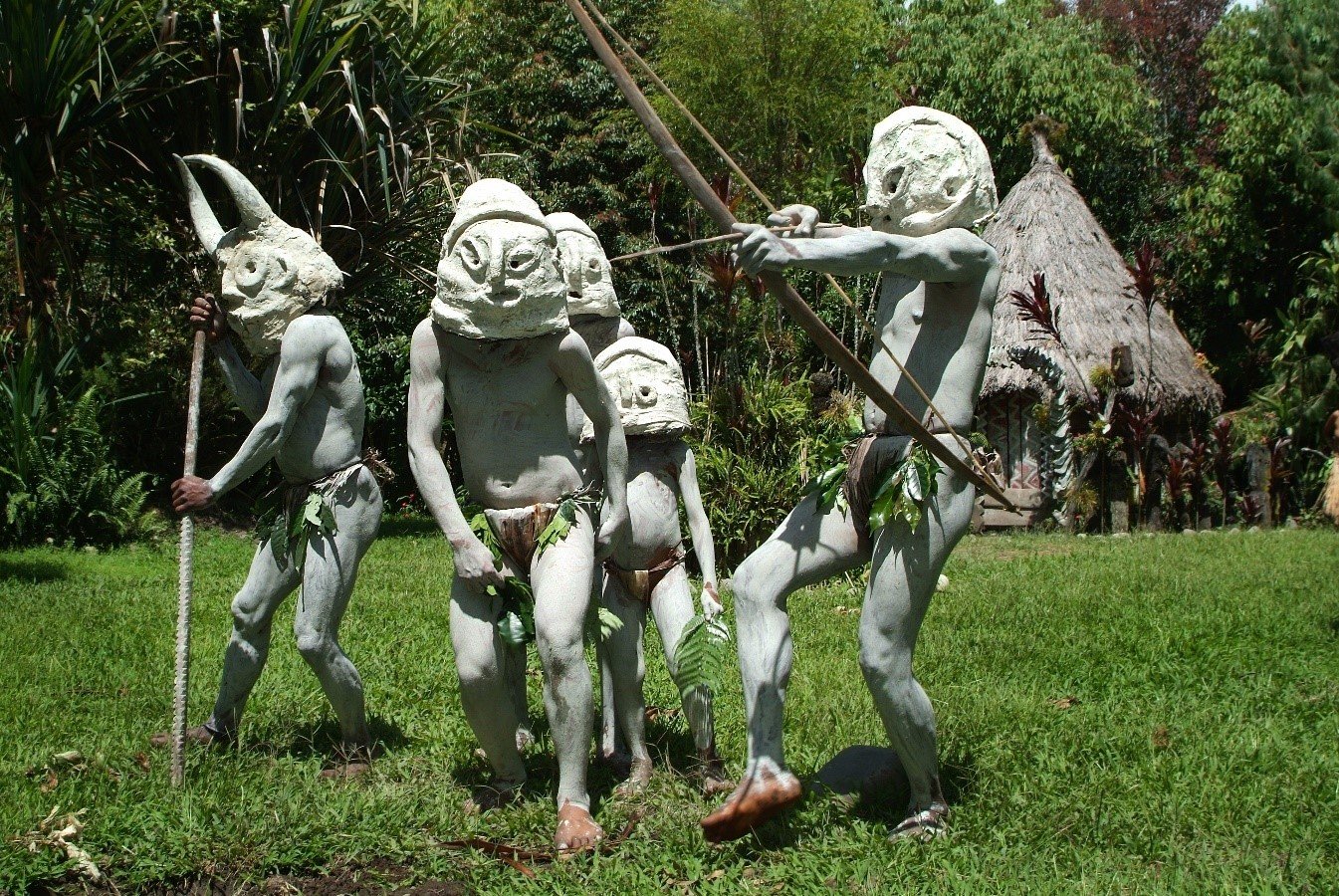 Portraits and candid moments of Papua New Guinea’s diverse cultures, featuring traditional dress, masks, and ceremonial performances.