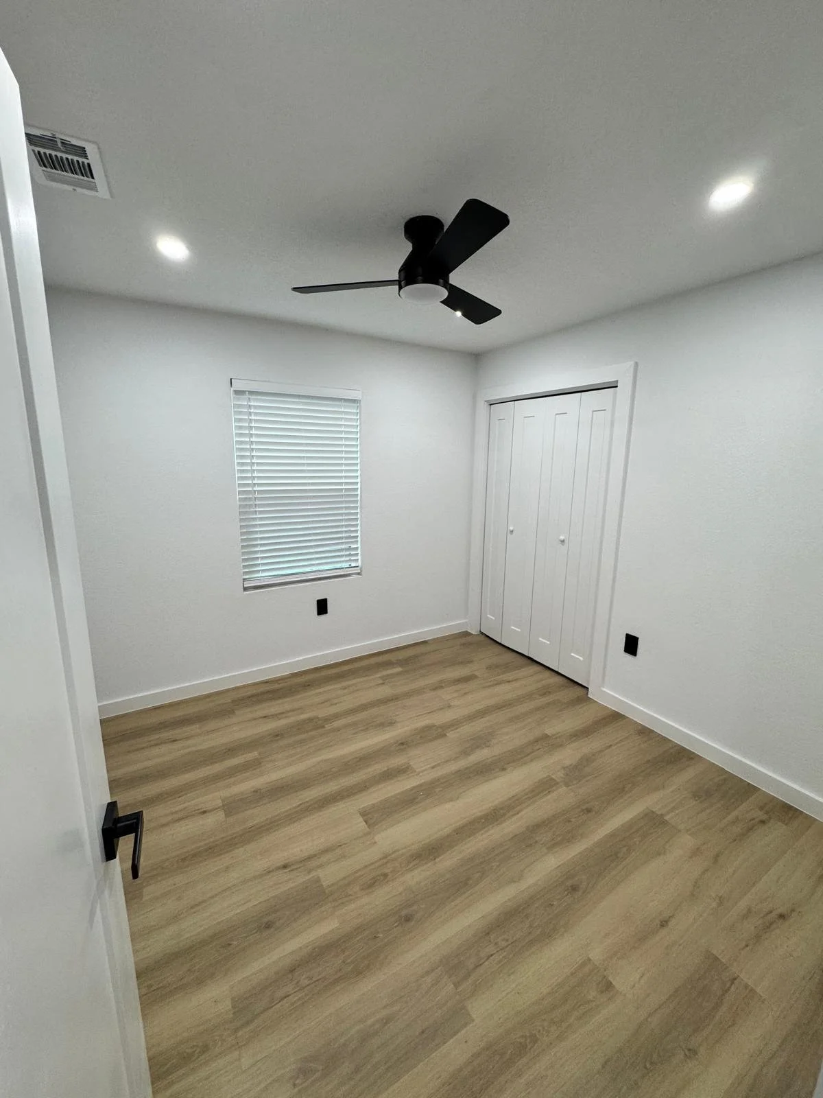 WhatsApp Image 2025-06-24 at 2.31.23 PM (6).jpeg