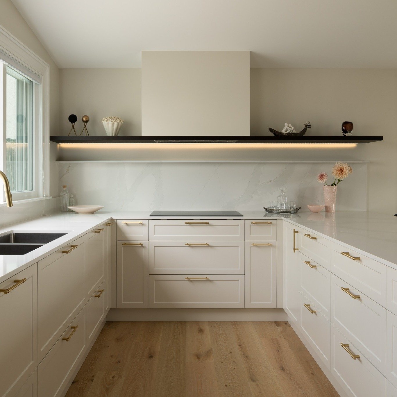 We enjoyed seeing this kitchen come to life thanks to the Custom Space, Shelbourne Street is a thoughtfully designed and renovated home that boasts elegance and style.
4 more sleeps until the awards! #HomeRenovation #YouBuild #masterbuildersnz