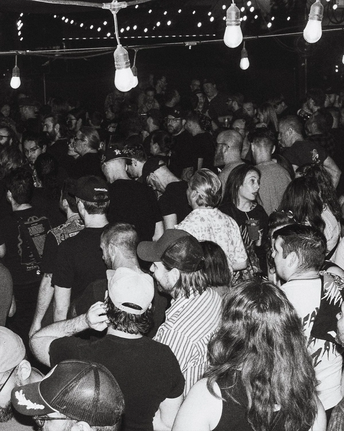 muggercrowd.jpg