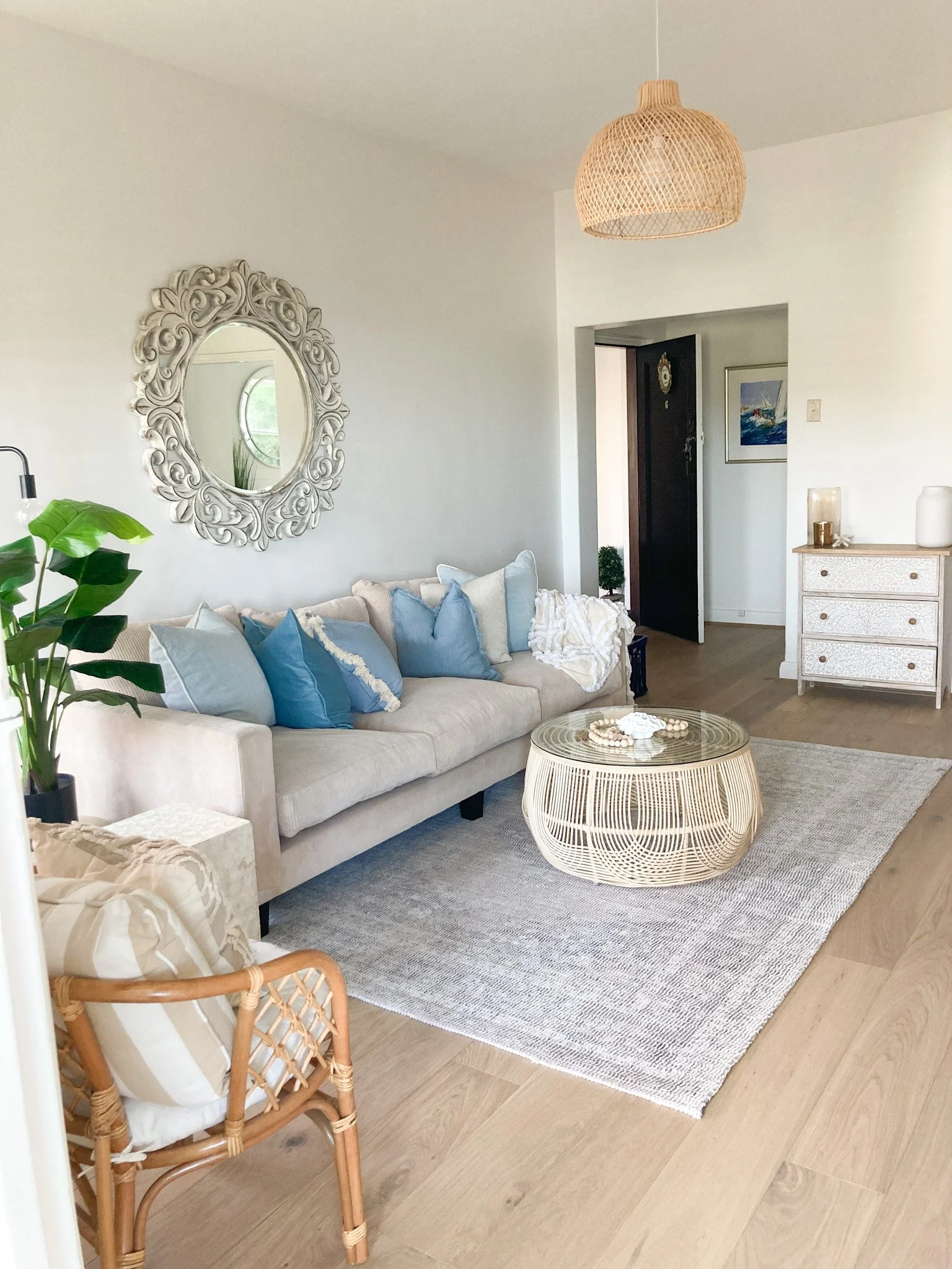 Living Room_1164.jpg