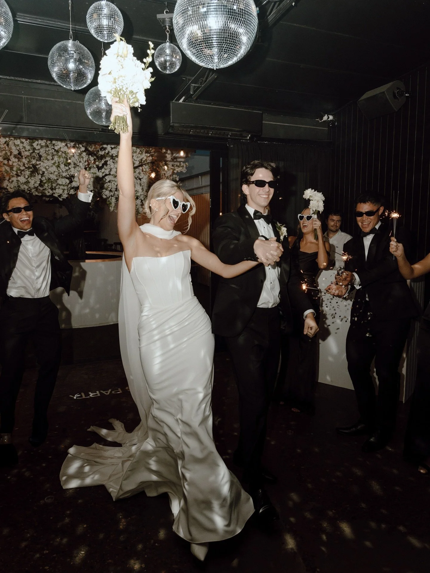 Amy &amp; Declan - Effortless &amp; Unforgettable 

#weddingphotographer