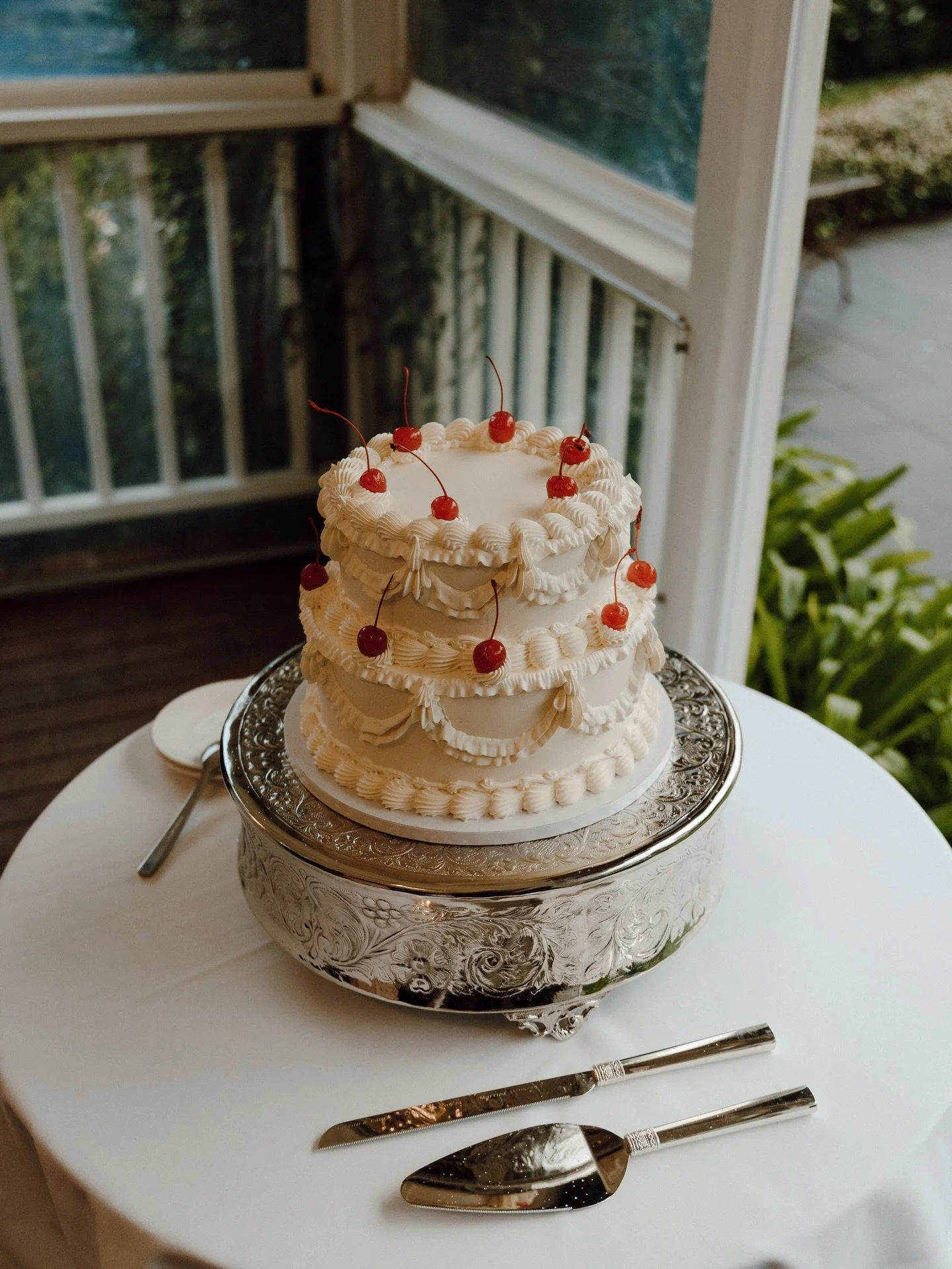 Cherries on top 

#weddingphotographer