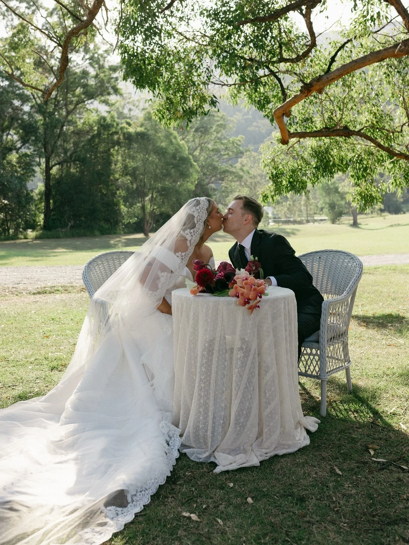 K &amp; D 

Venue: @goldcoastfarmhouse 
Celebrant &amp; MC: @married_bybeck 
Video: @northward.studio 
Catering: @firendough 
Cake: @chunkzbakehouse 
Music: @janda.events 
Hair &amp; Make up: @natalielucasmua 
Flowers: @theelectricrose 
Babysitters: 