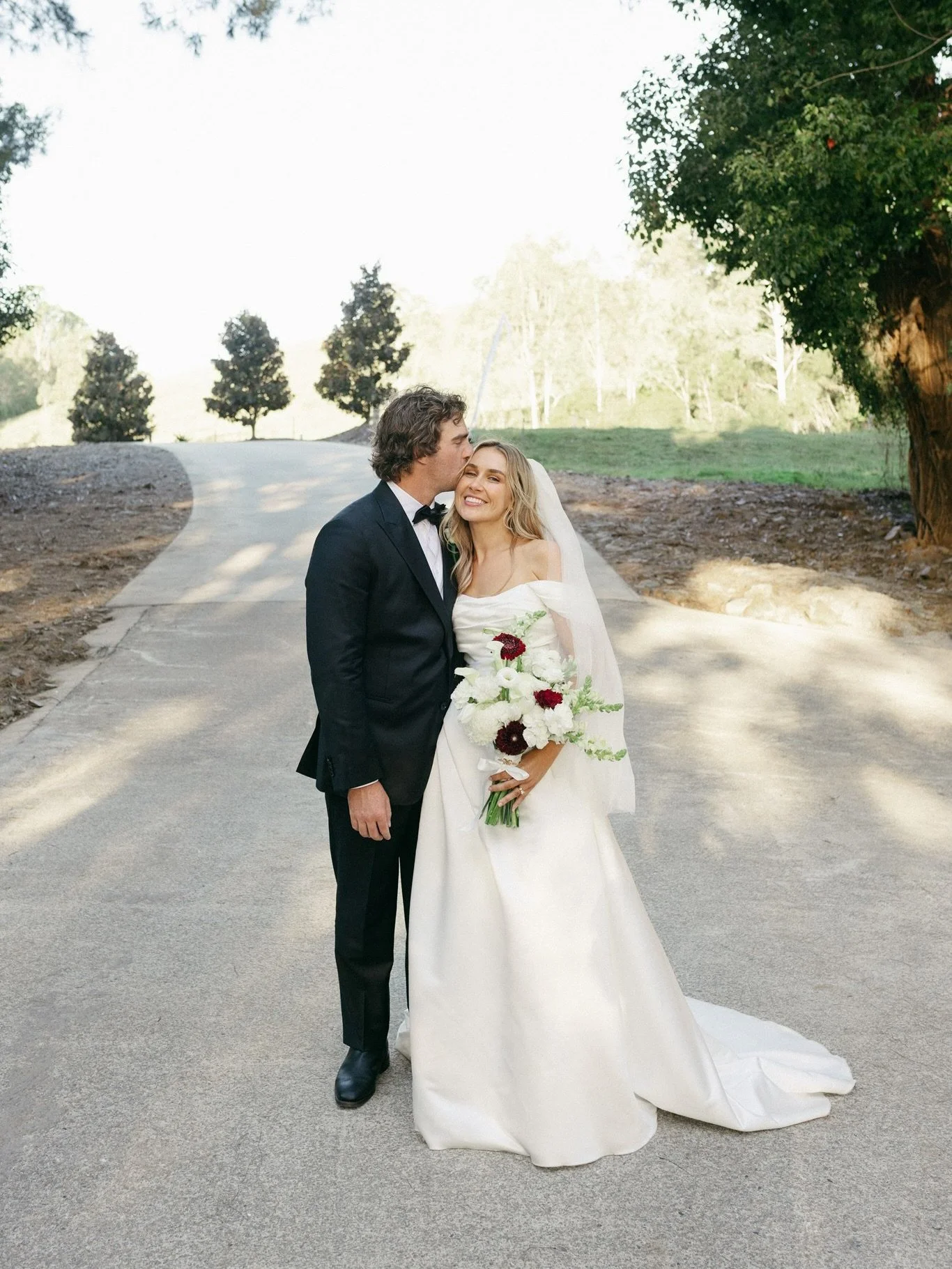 Beautiful day with A &amp; J 🤍

Venue: @rileysviewmtkilcoy
Content Creator: @byisabelle_content 
Hair: @justinlancasbridal
Makeup: @jlkmakeupartistry
Florals: @jacintaroseflorals
Signage: @itsasign_designs_bris
Cake: @lea.cake.design
Dress: @luvbrid