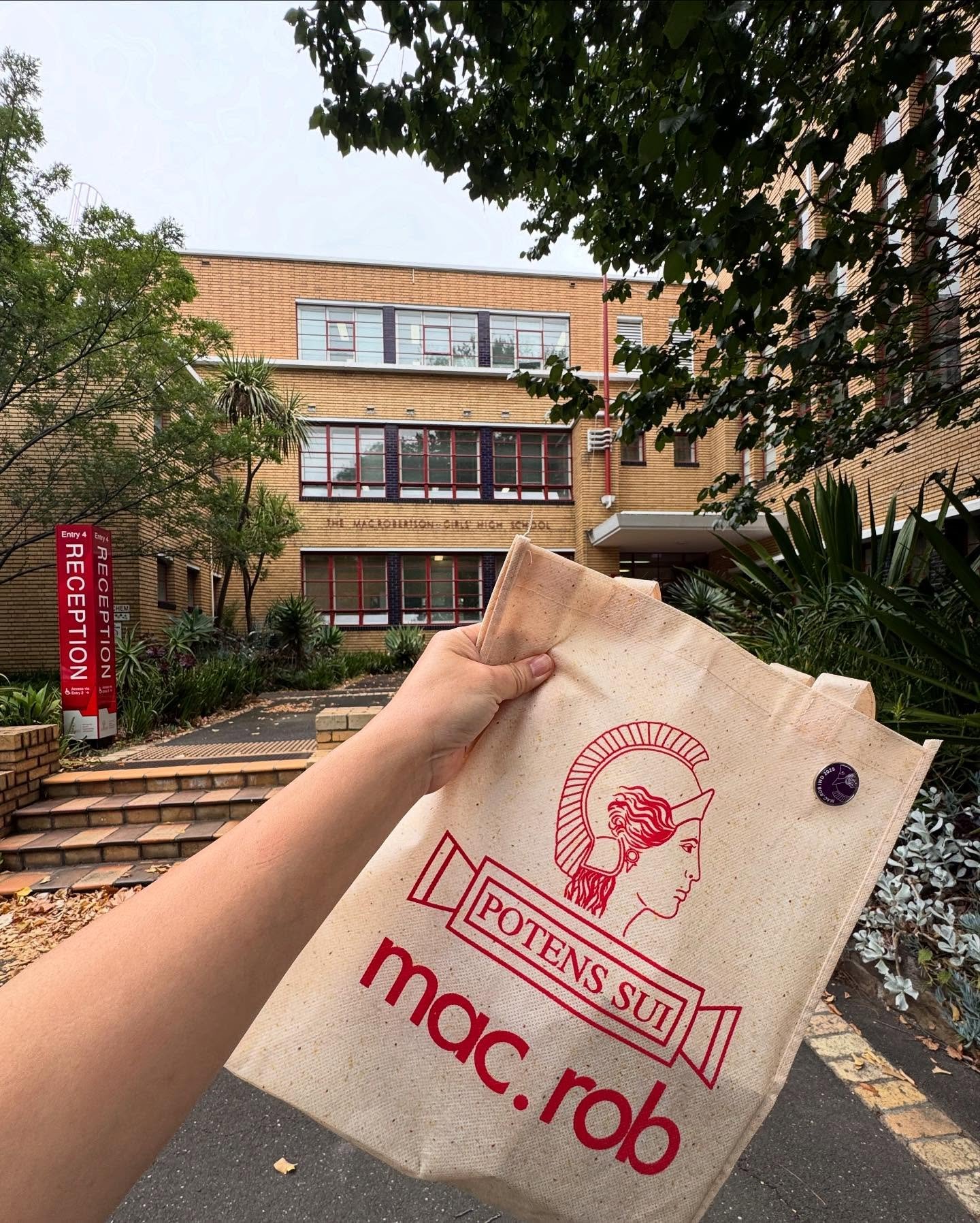 What an honour to return to @macrobertsonhs to speak about some of the lessons I&rsquo;ve learnt since I finished high school (sadly no photos of the interview as I was so excited I forgot to whip out my phone 😳). 

Thank you Mandy, Amelie, and Mia 