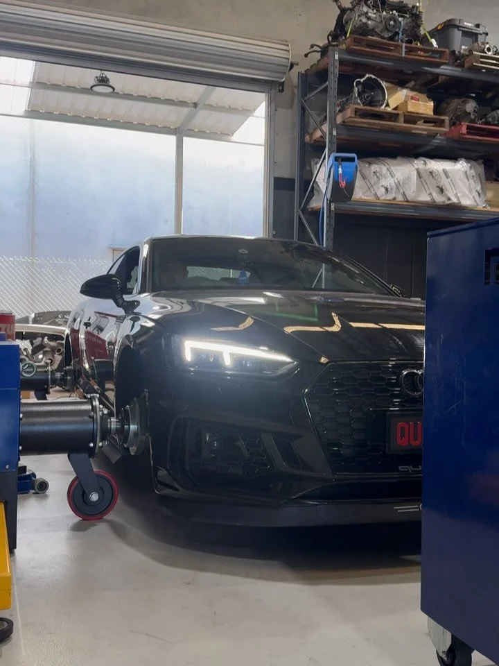 One of a kind RS5! 🔥🔥

Previously factory turbo flex tuned, The owner of this RS5 had a scratch that needed to be itched. 

Returning back for some further modifications!

- TTE720 Turbo Chargers
- 034 Motorsport 4 Bar MAP Sensors
- Integrated Engi