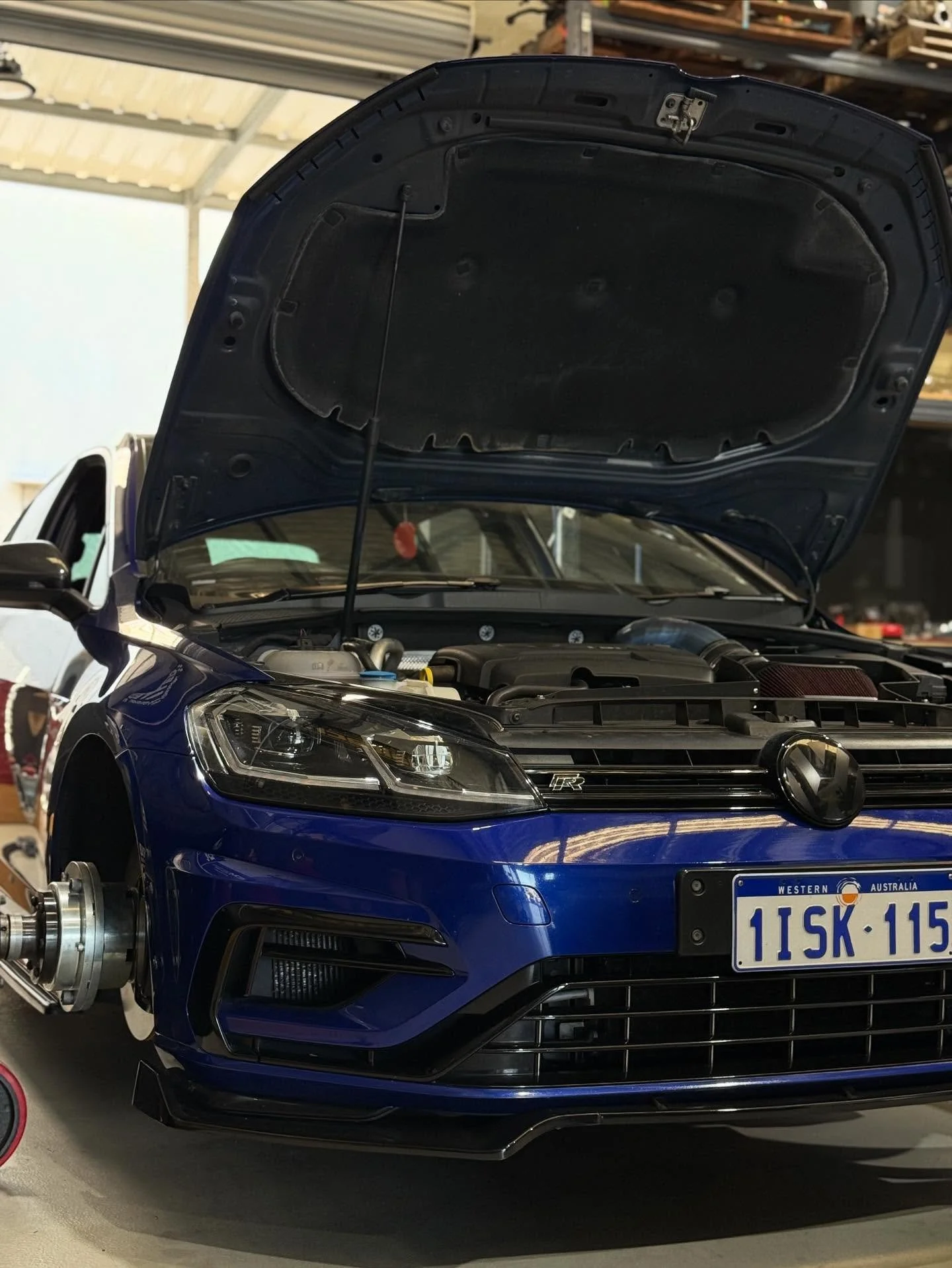 Volkswagen Golf 7.5R Stage 2 🏁🔥

- JDY 4&rdquo; Downpipe
- JDY Intake &amp; Turbo Elbow
- JDY Intercooler 
- Galano Engineering Stage 2 ECU/TCU

338whp/457nm 🌪️🔥

📍 5/48 Irvine Drive, Malaga 6090
📞 +61 404 051 989
💻 www.precisionautohaus.com.a